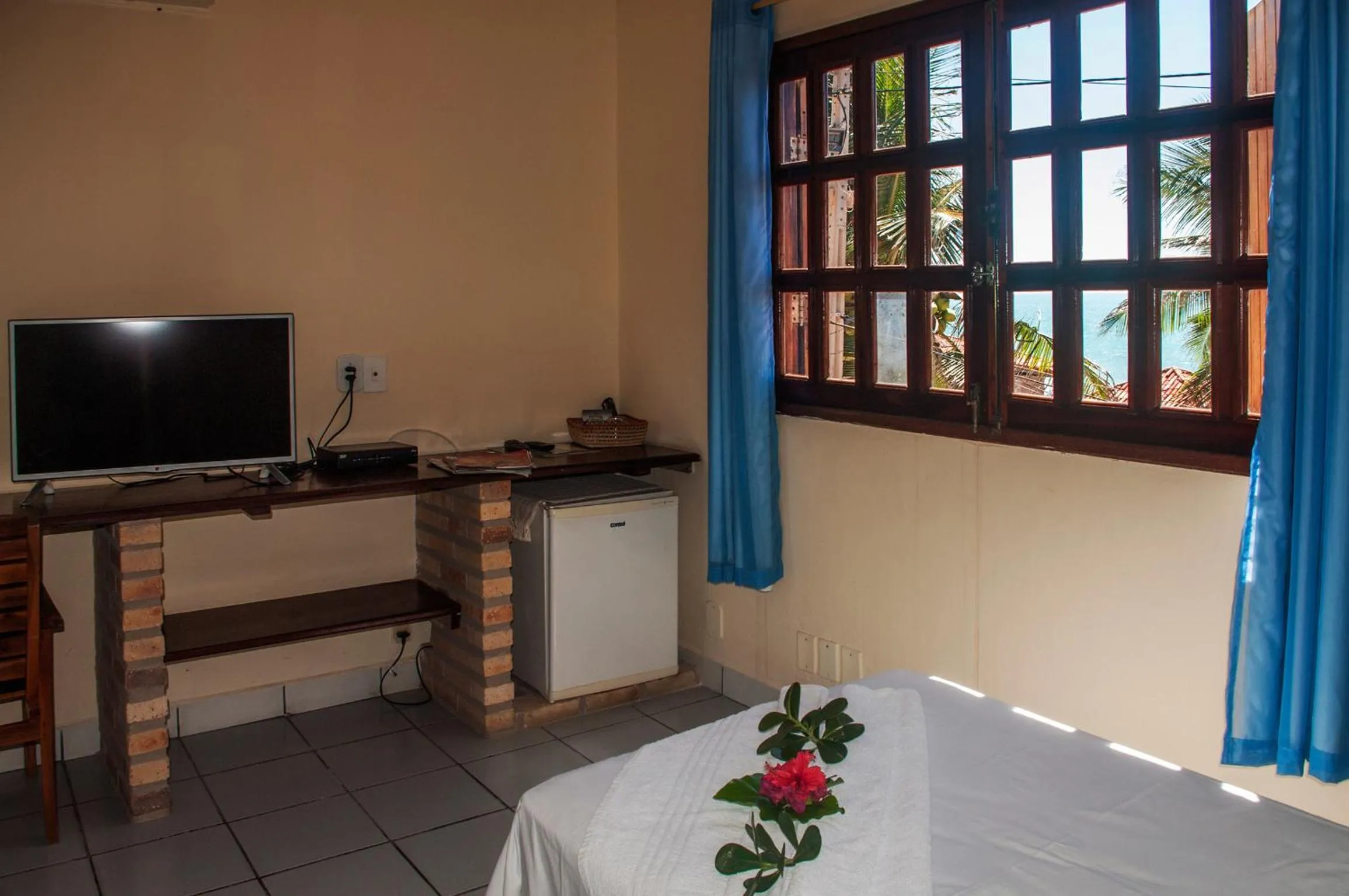 Decorative detail, Bed in Pousada California