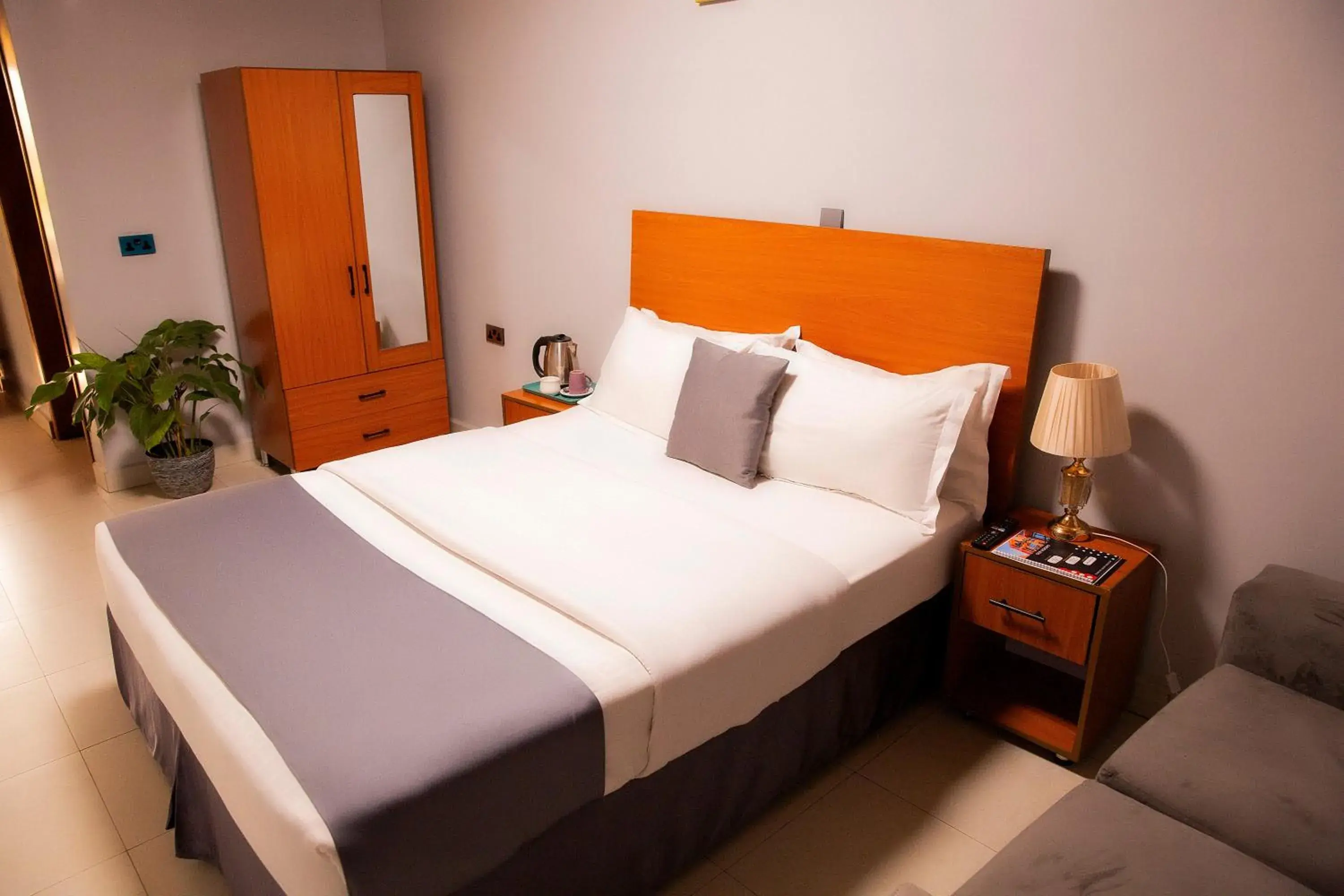Standard Double Room - single occupancy in Romalo Hotel & Apartments Standard Double Room - single occupancy in Romalo Hotel & Apartments