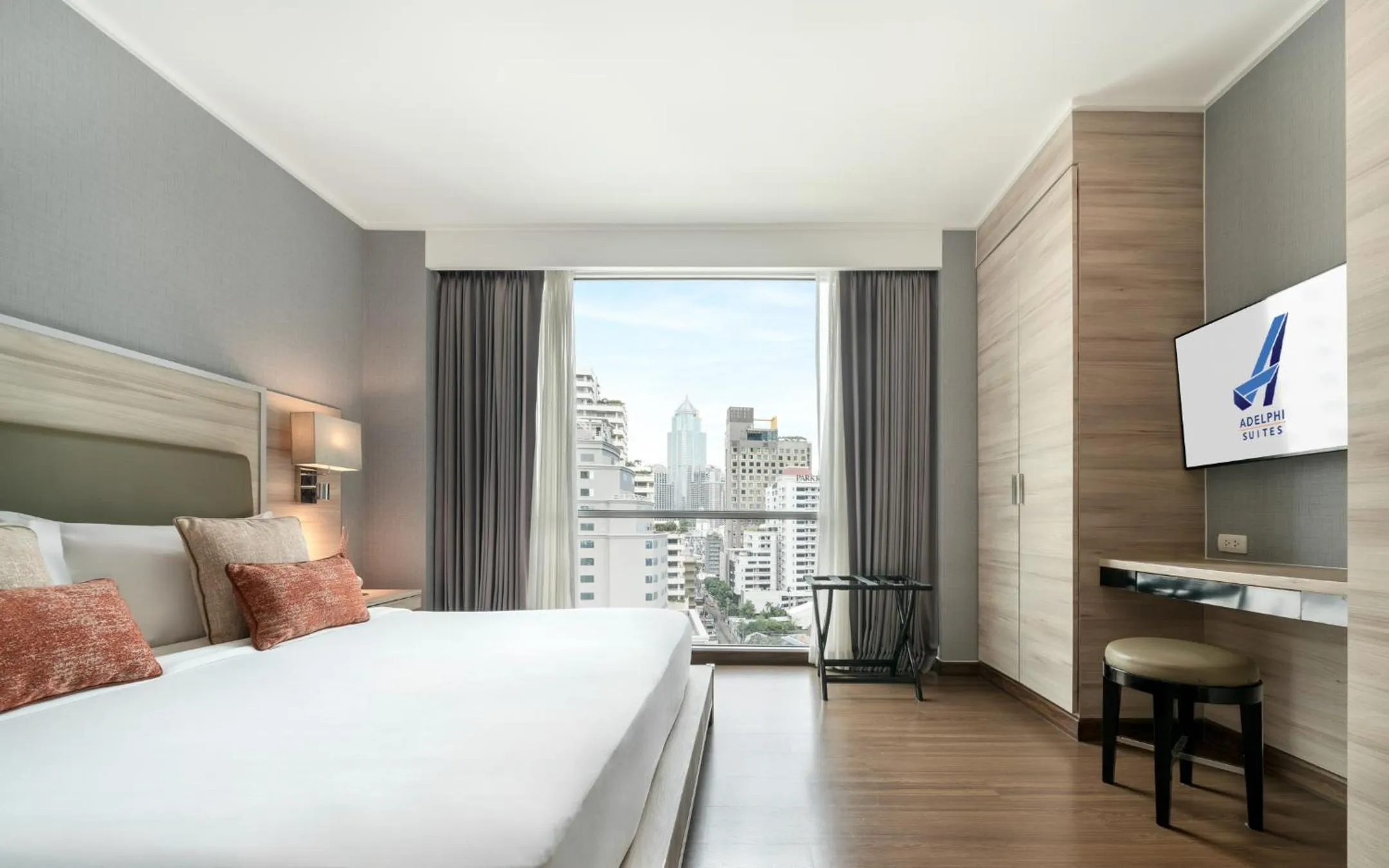 View (from property/room), Bed in Adelphi Suites Bangkok