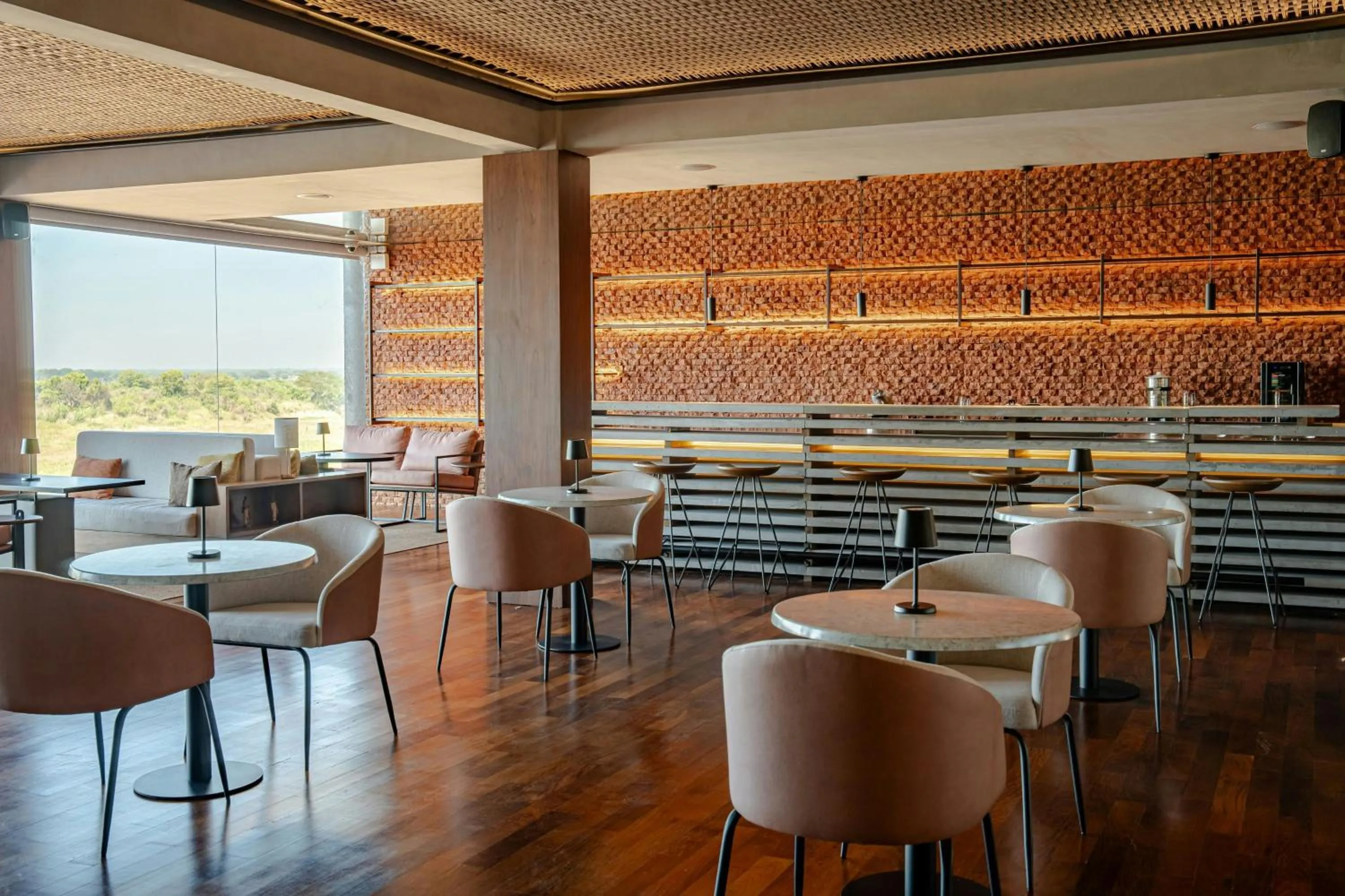 Restaurant/places to eat in Yacht & Golf Club Paraguayo, a Tribute Portfolio Resort