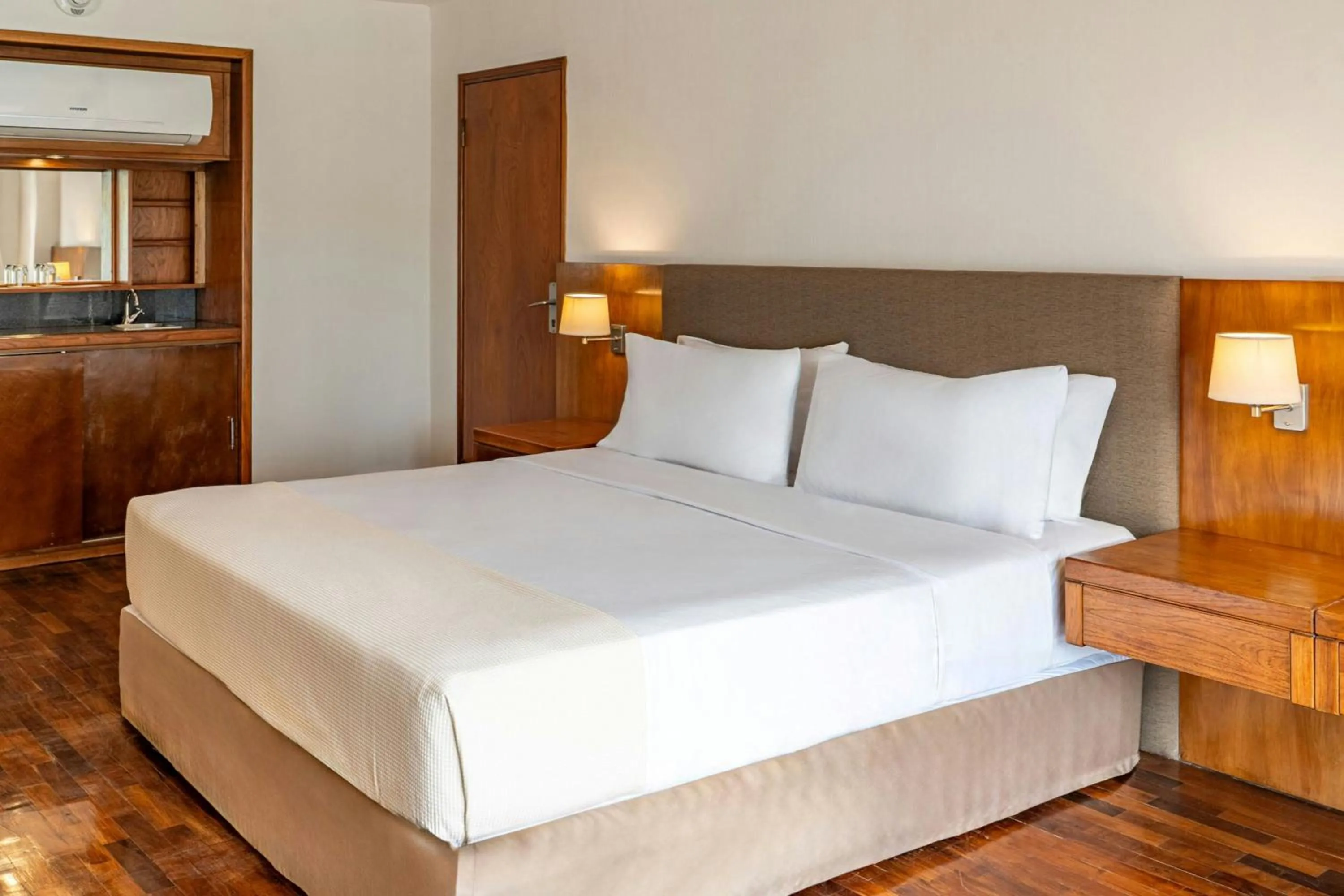 Photo of the whole room, Bed in Yacht & Golf Club Paraguayo, a Tribute Portfolio Resort