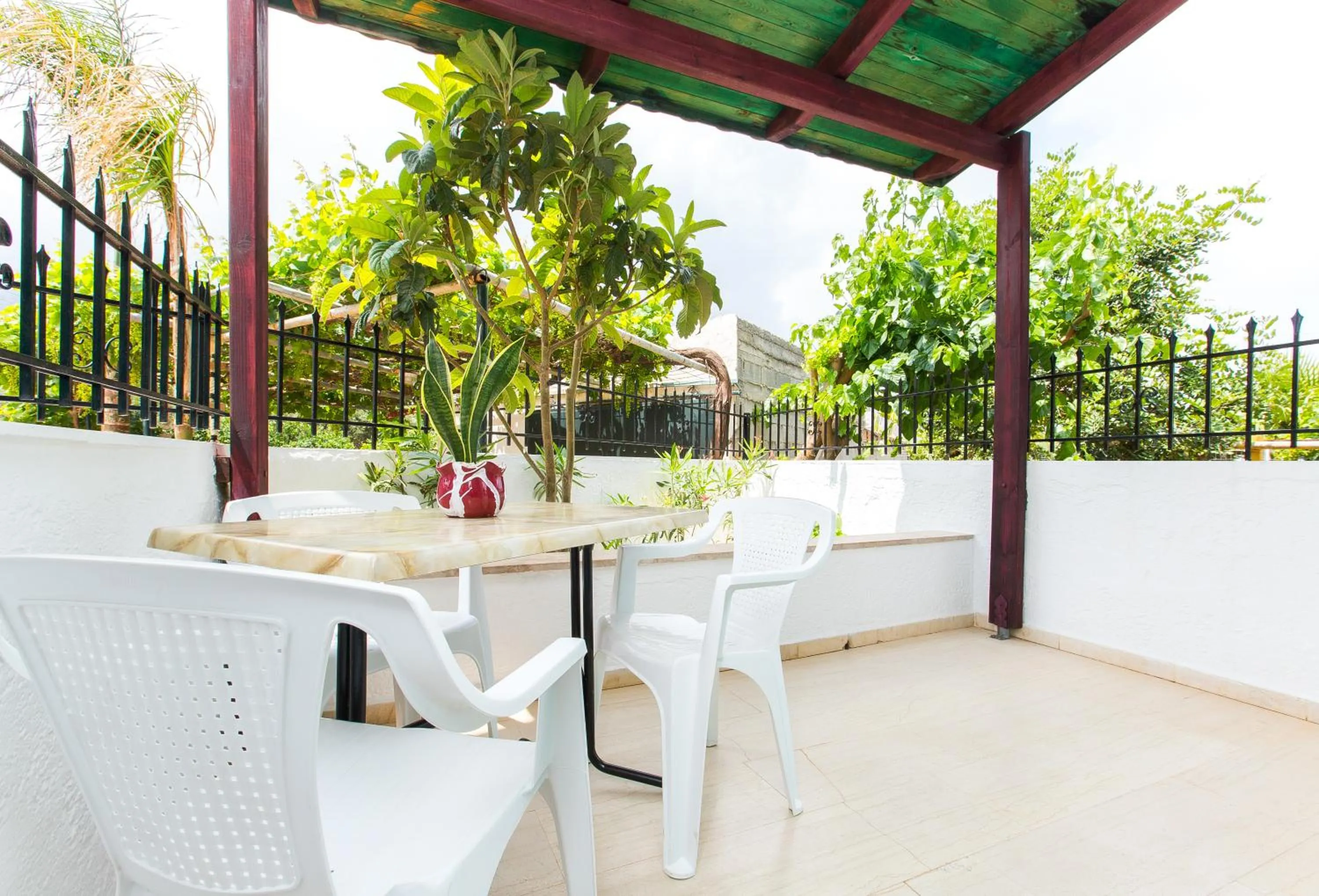 Balcony/Terrace in Litsa Studios