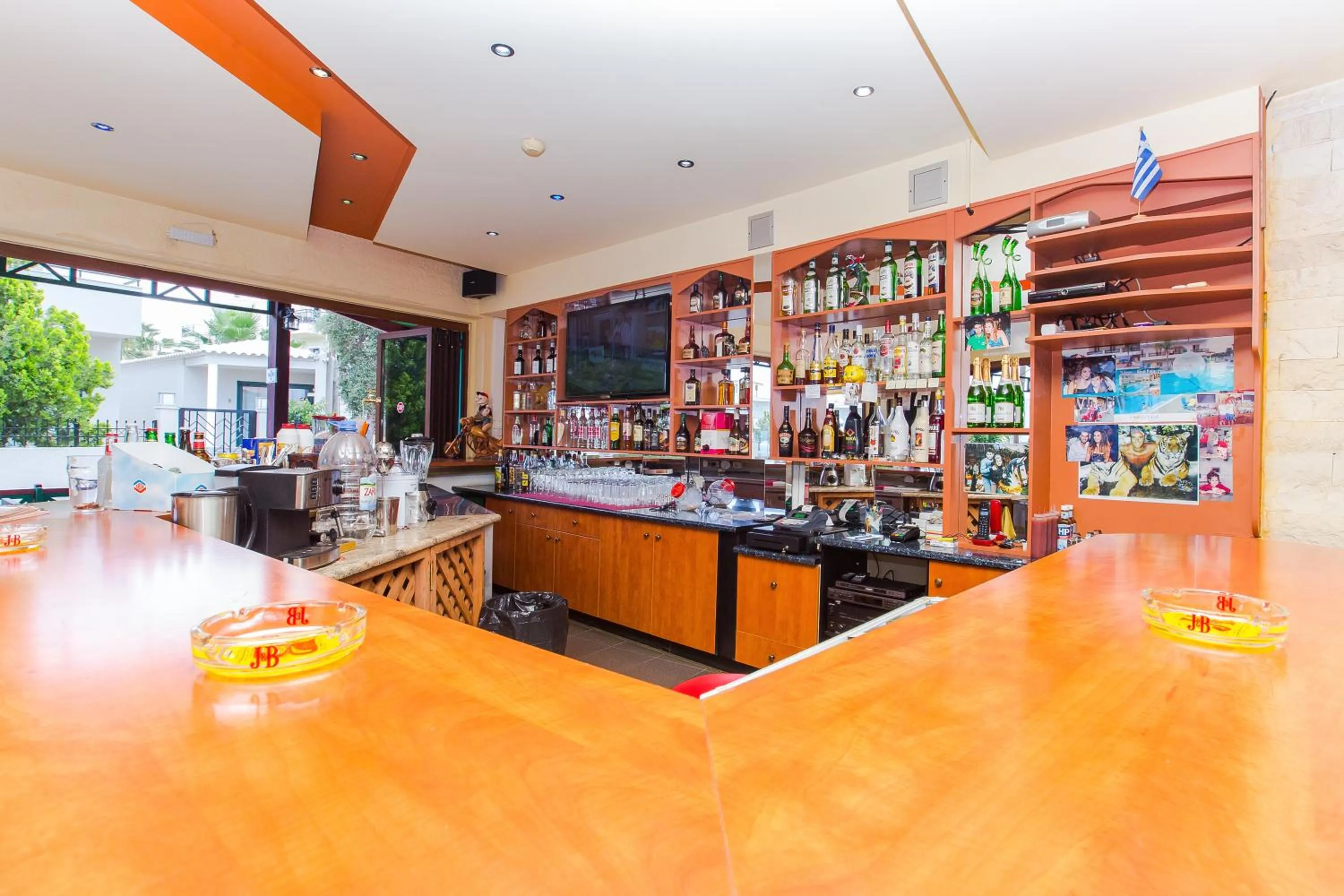 Lounge or bar in Litsa Studios