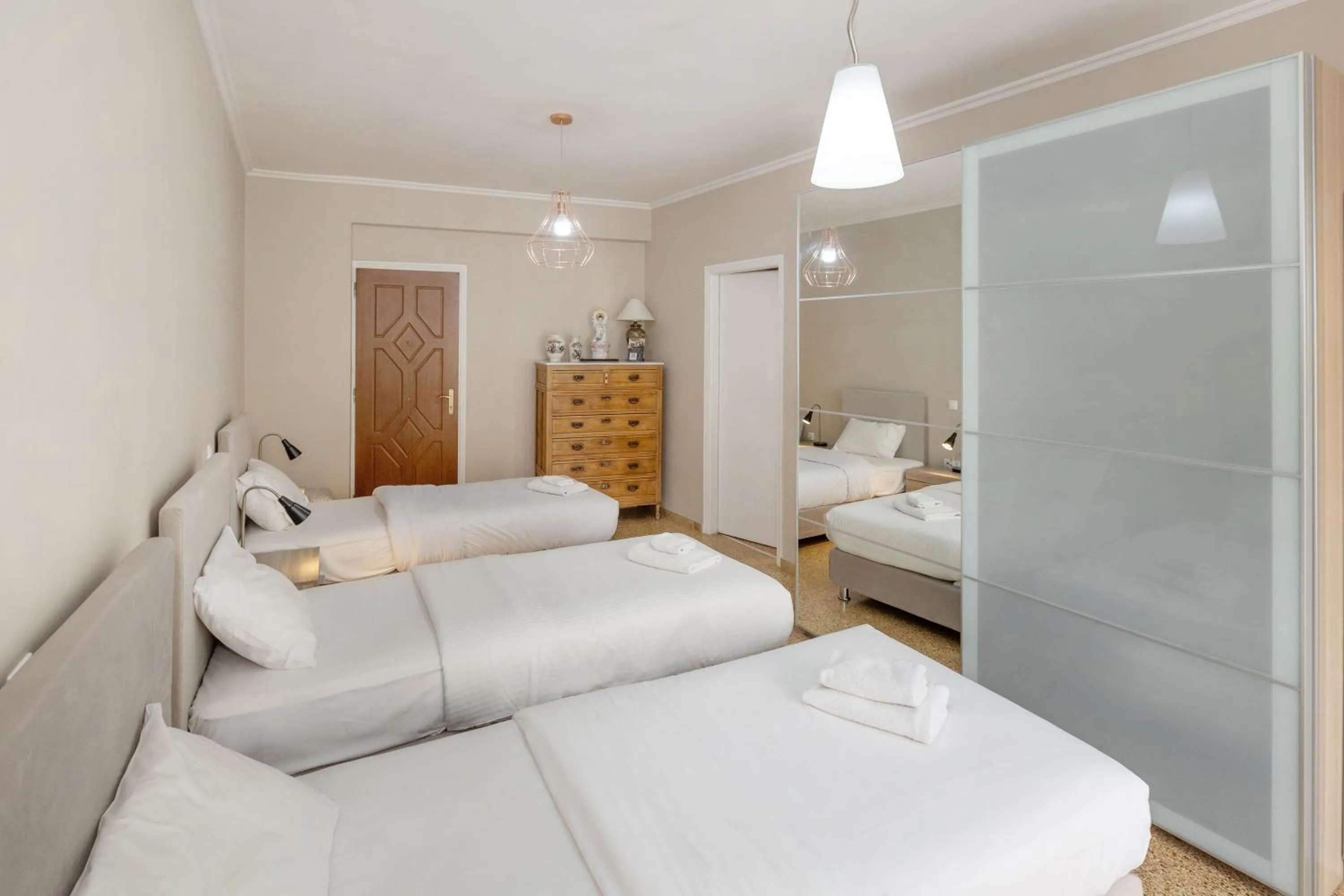 Bed in Leonidas Loft in the heart of Athens by GHH