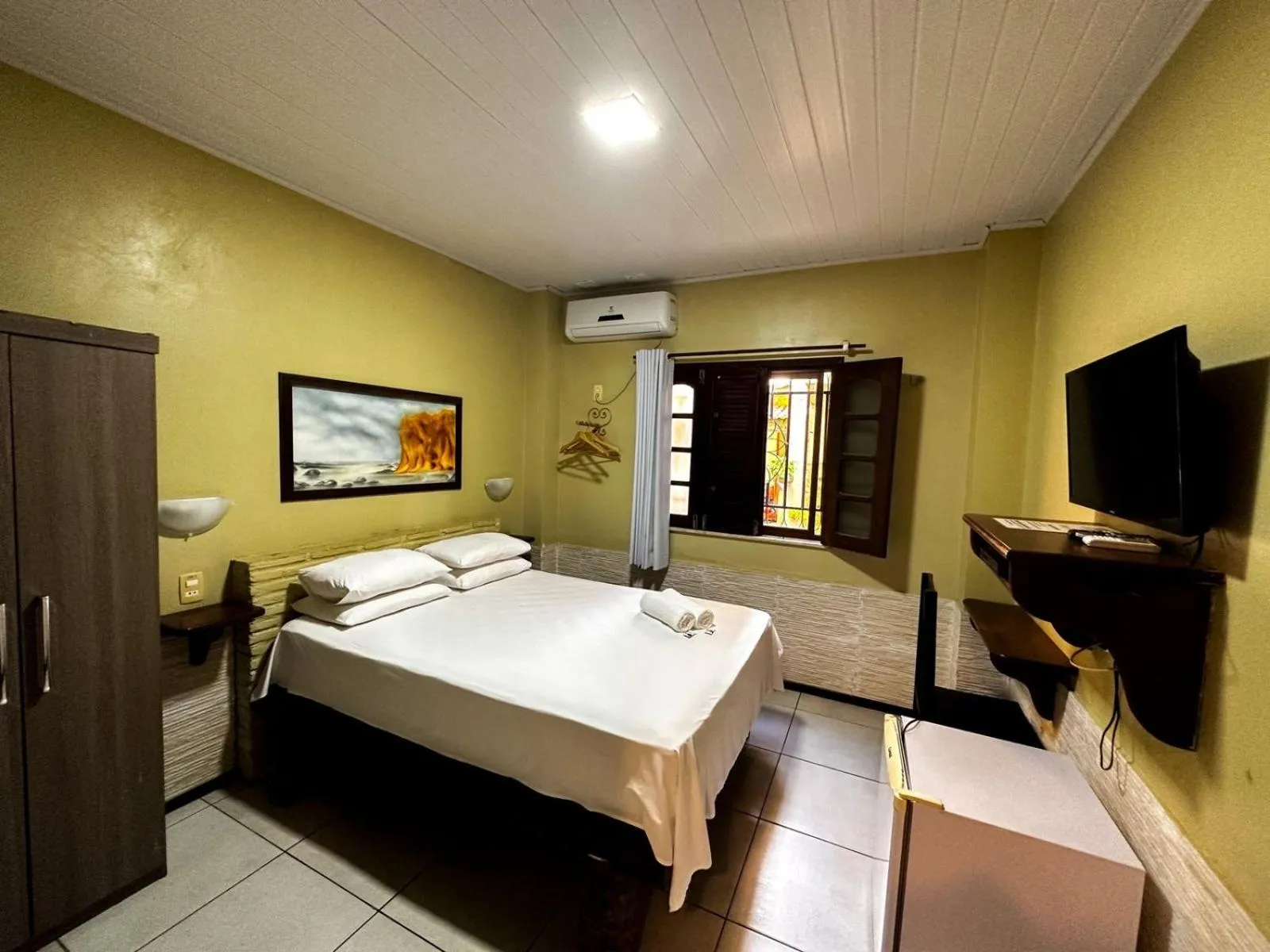 Photo of the whole room, Bed in Pousada Alternativa