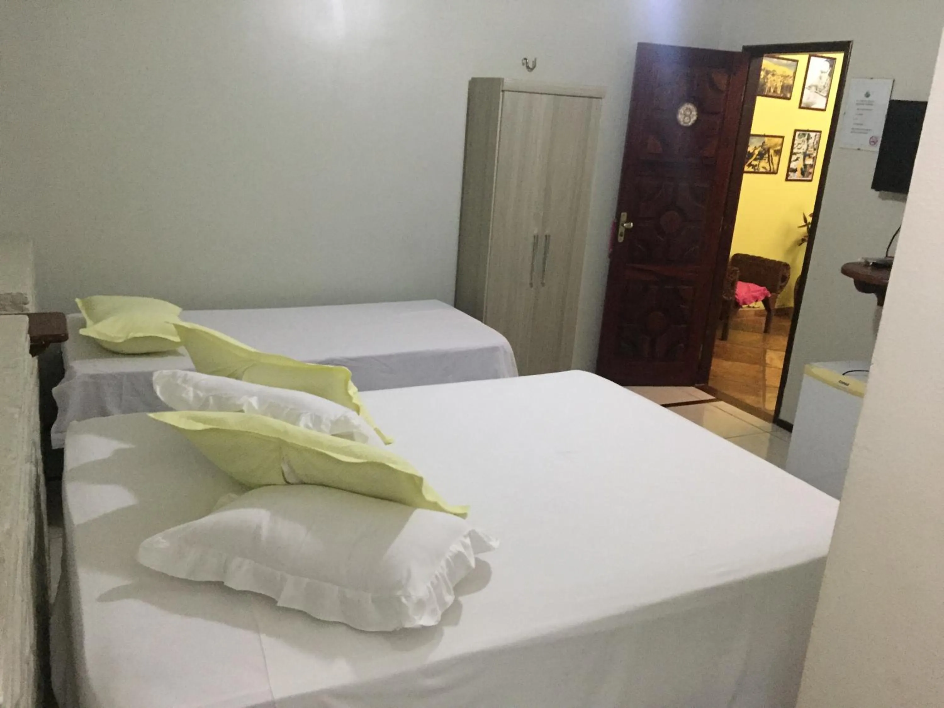 Photo of the whole room, Bed in Pousada Alternativa