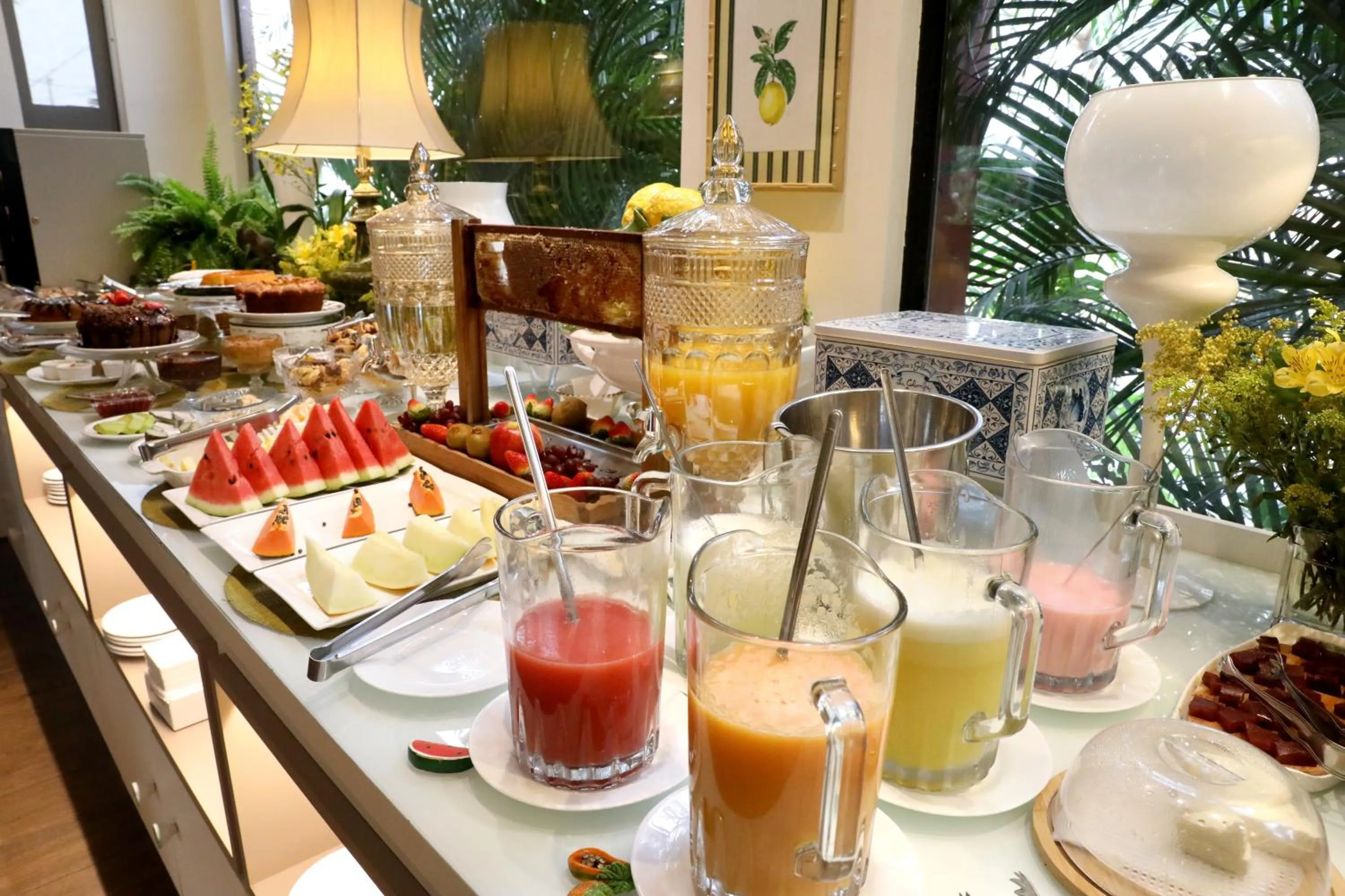 Food and drinks in Hotel Roda D'Agua