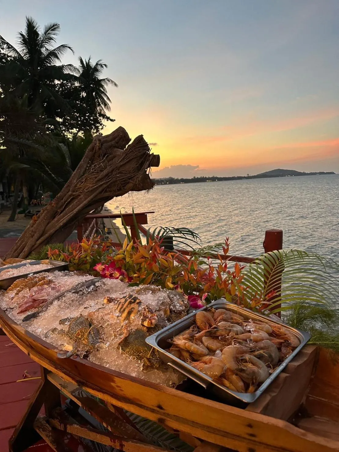 Restaurant/places to eat in Adarin Beach Resort