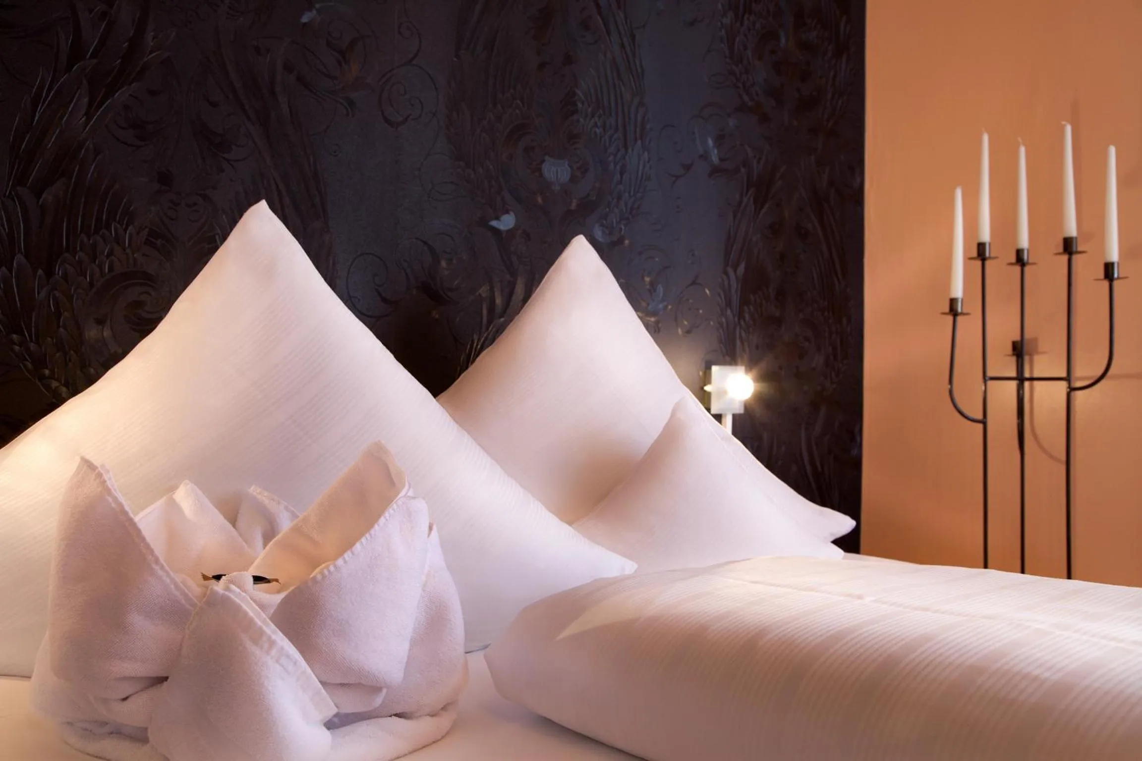 Decorative detail, Bed in Hotel Riviera