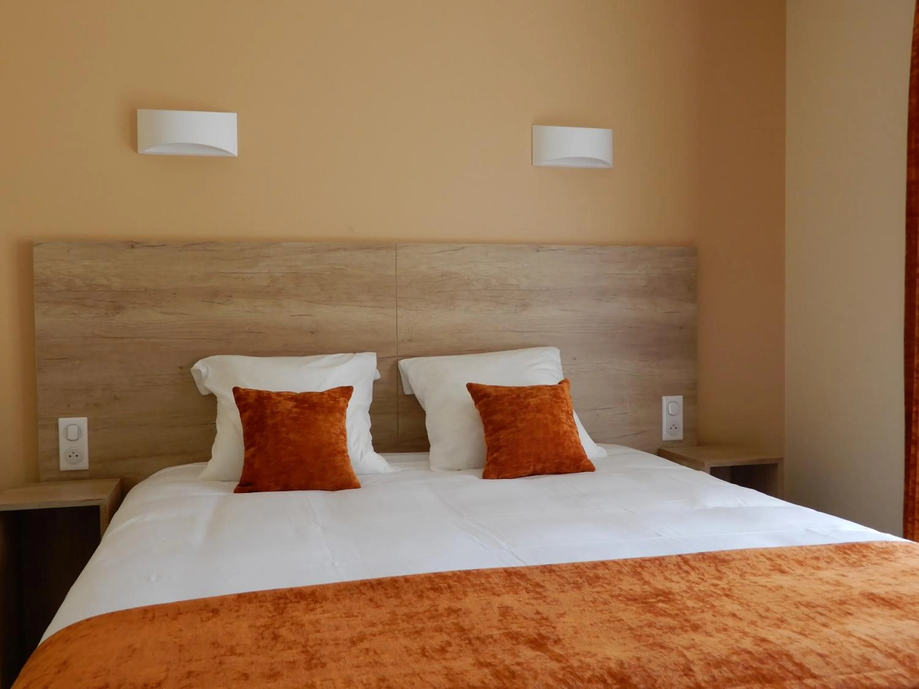 Bed in Hotel Marinet