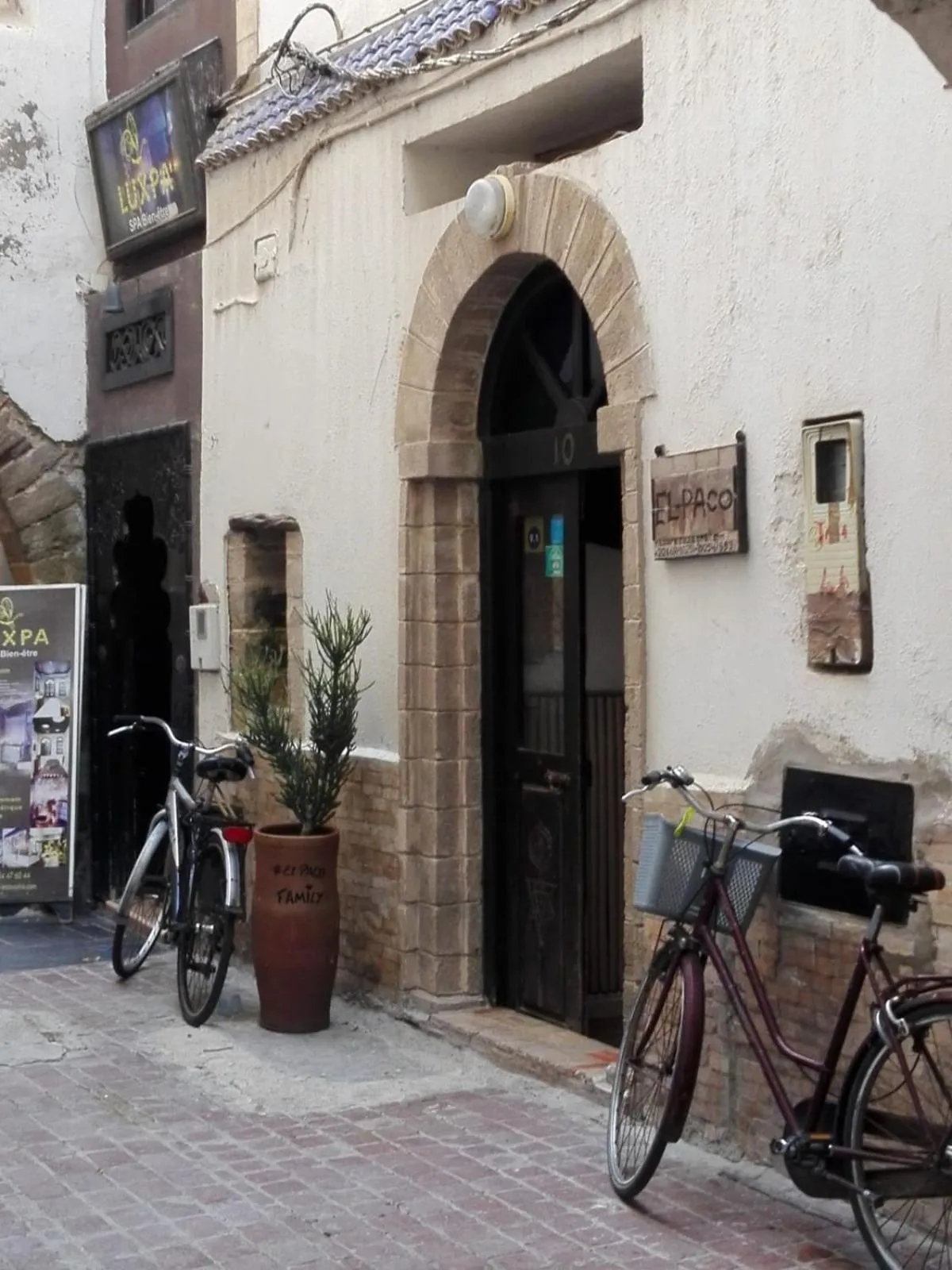 Facade/entrance in Dar El Paco