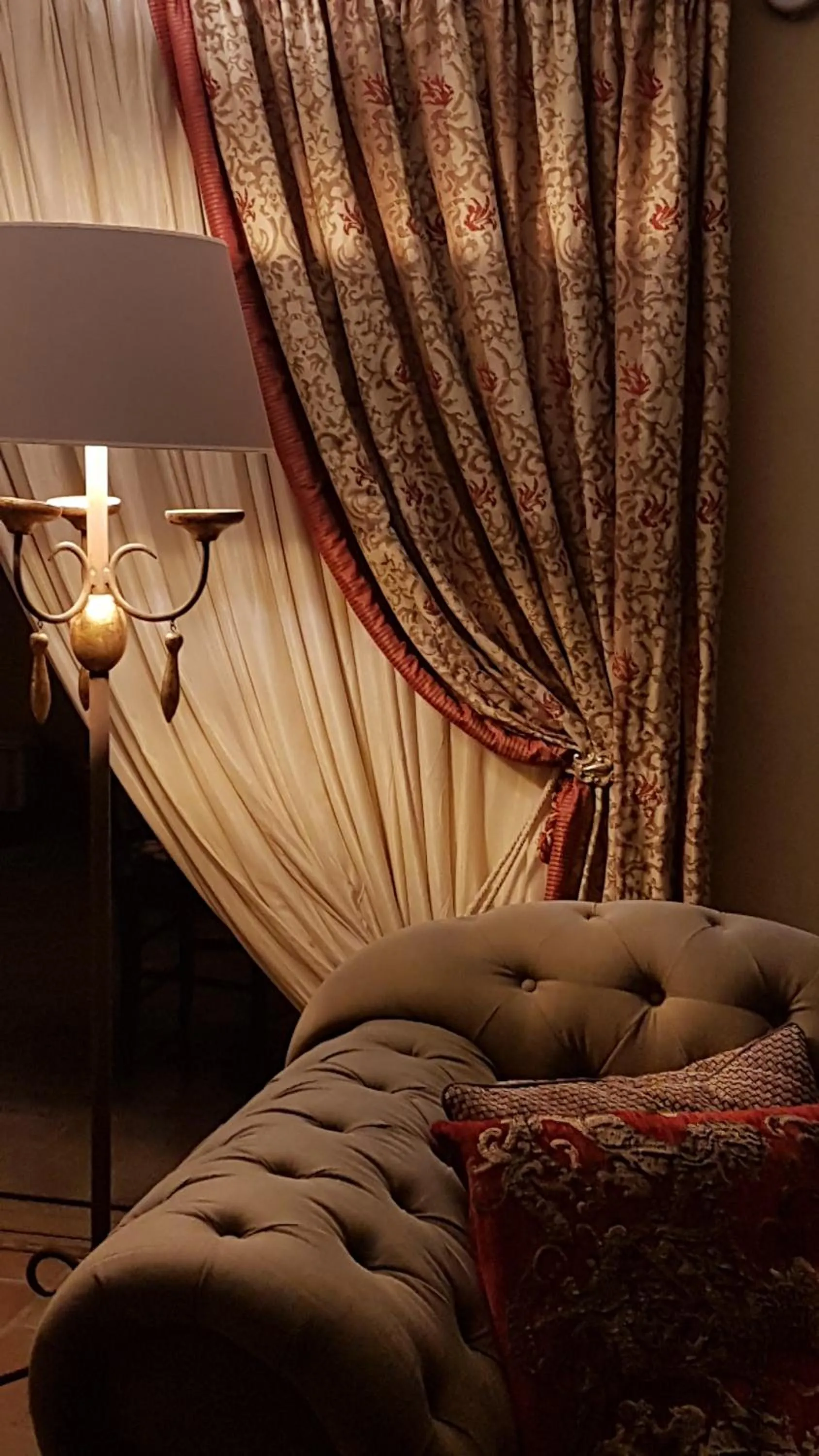 Living room, Bed in Domaine de Mejeans - Teritoria