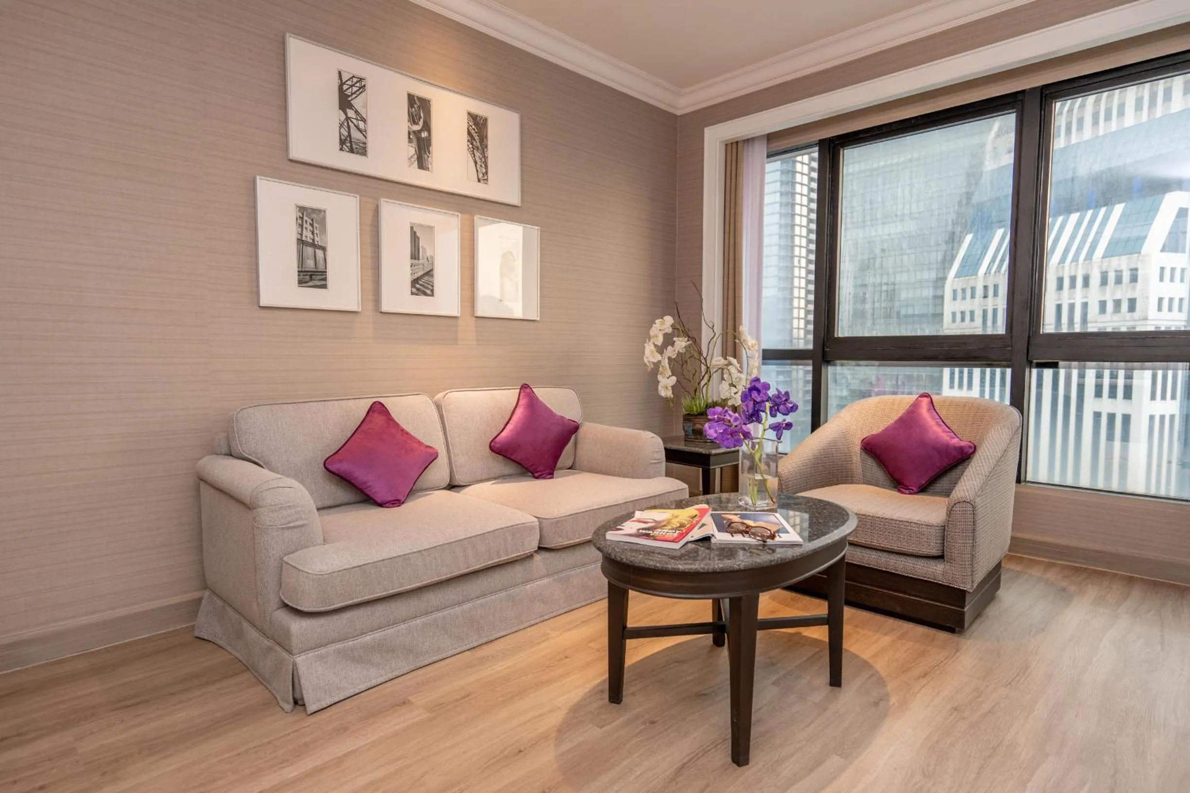 Living room in NH Bangkok Sukhumvit Boulevard