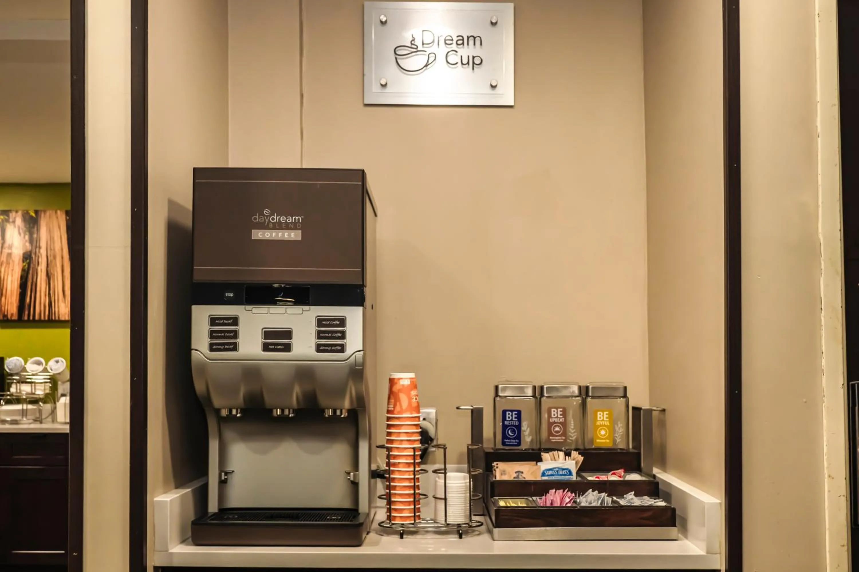 Breakfast in Sleep Inn & Suites Omaha Airport