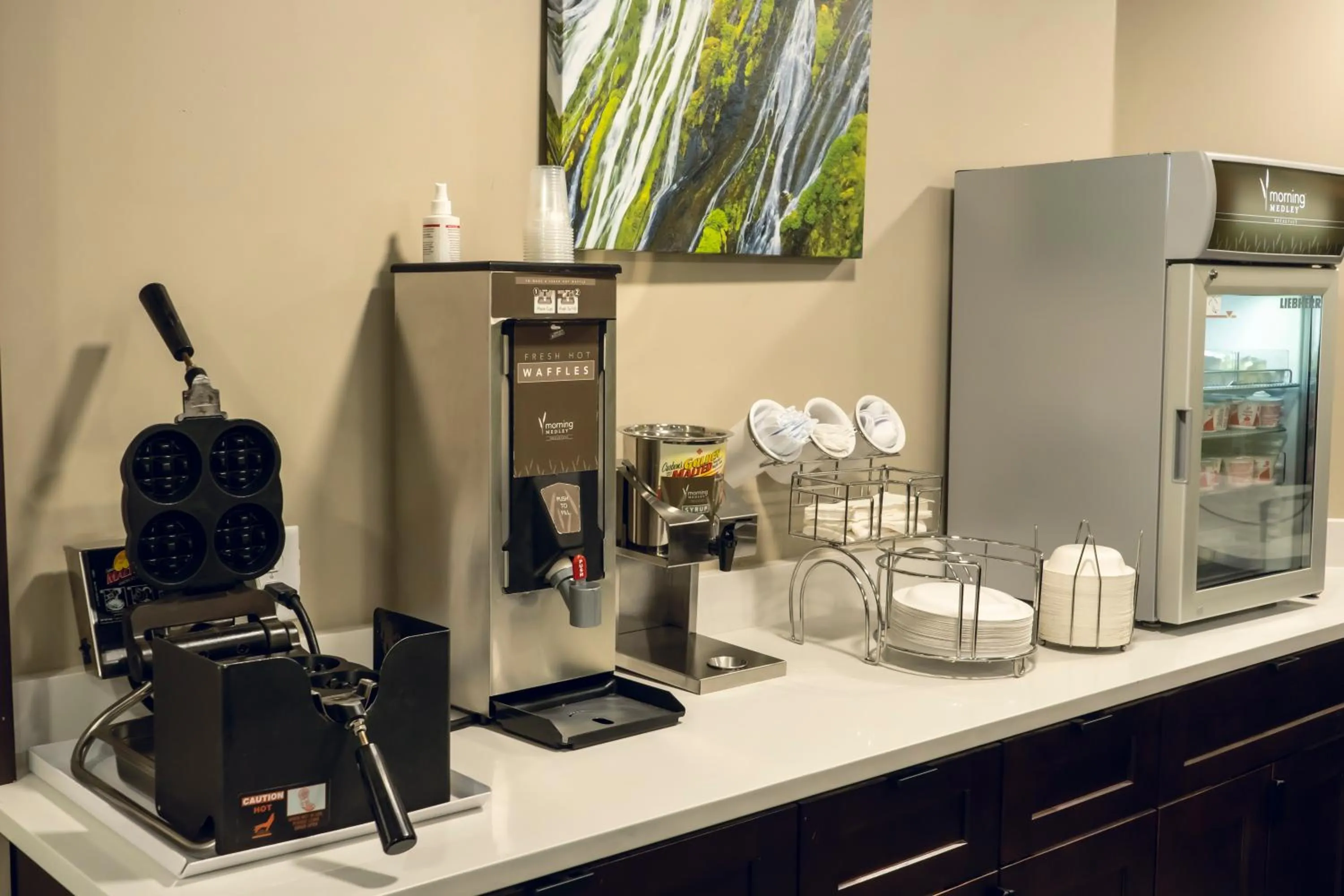 Breakfast in Sleep Inn & Suites Omaha Airport