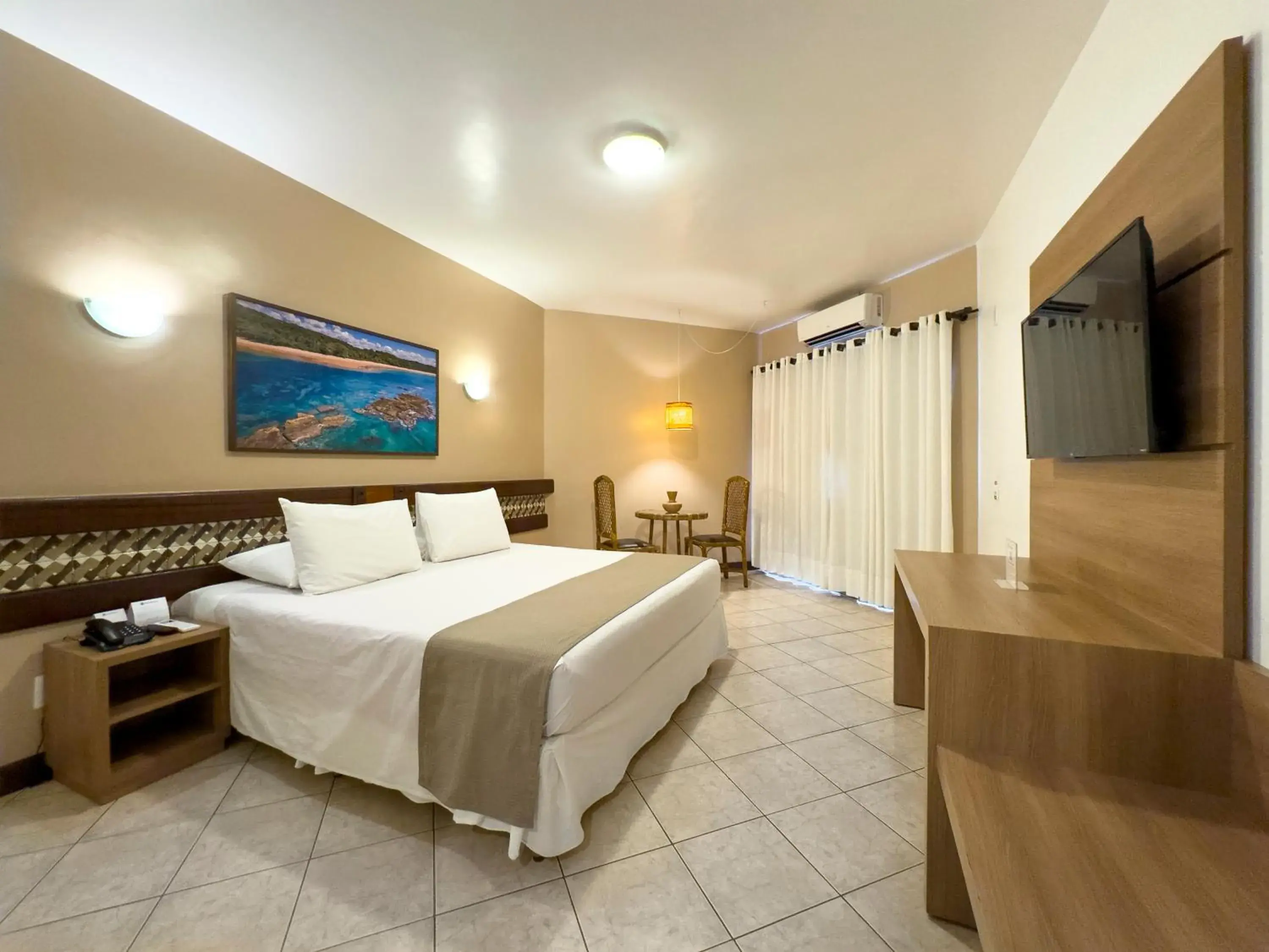 Deluxe Room in Best Western Shalimar Praia Hotel Deluxe Room in Best Western Shalimar Praia Hotel