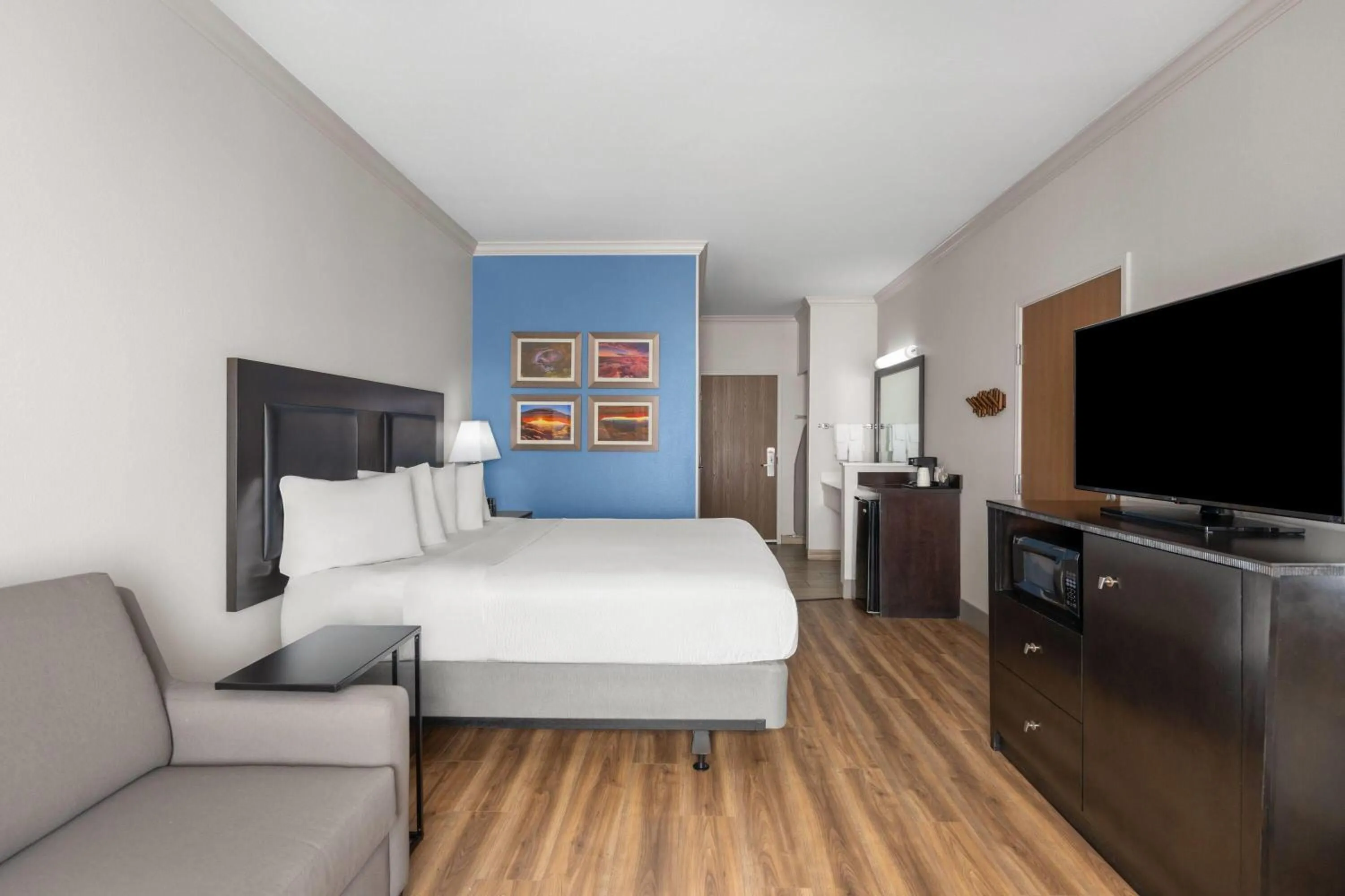 Photo of the whole room, Bed in La Quinta by Wyndham Moab