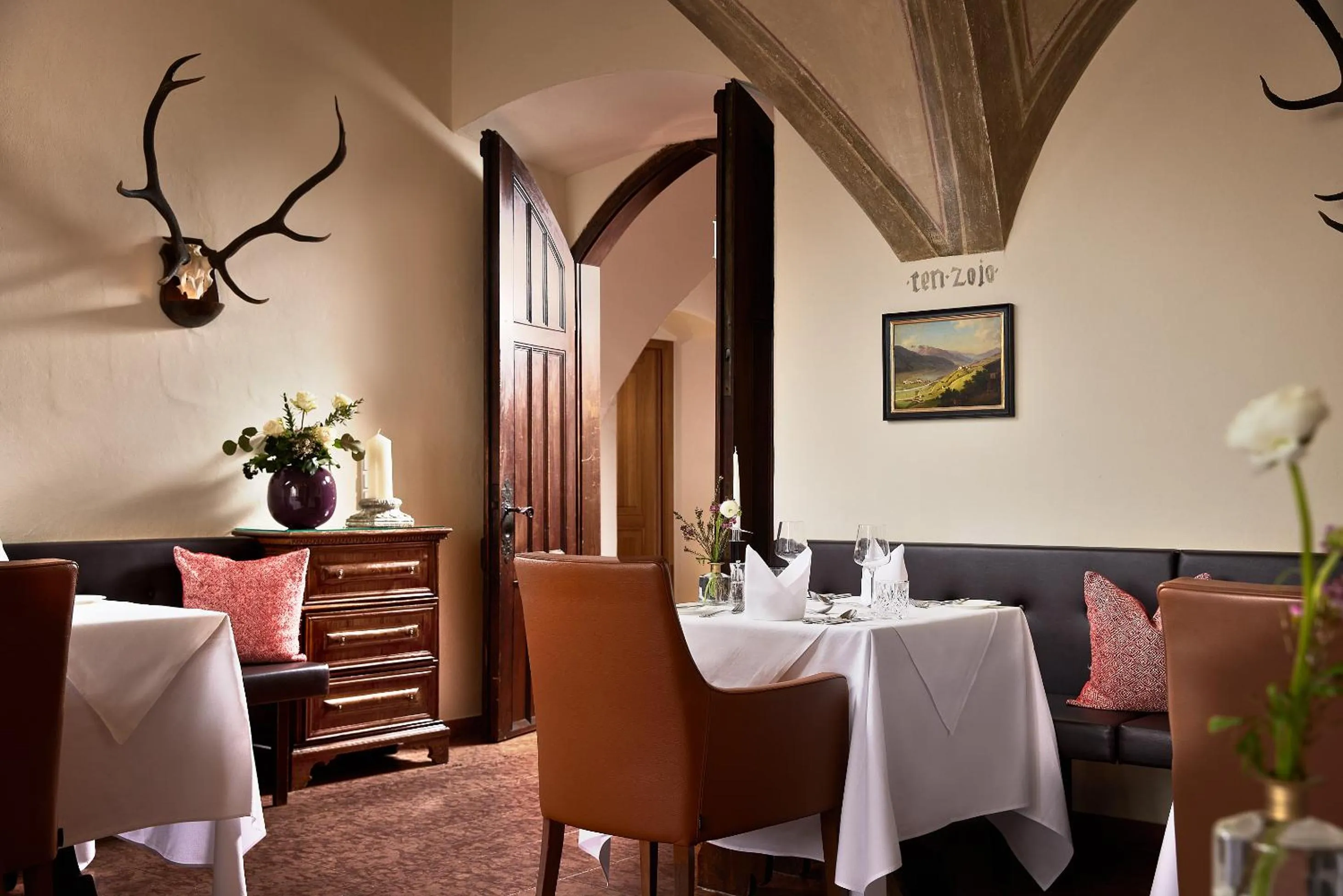 Restaurant/places to eat in Hotel Schloss Mittersill
