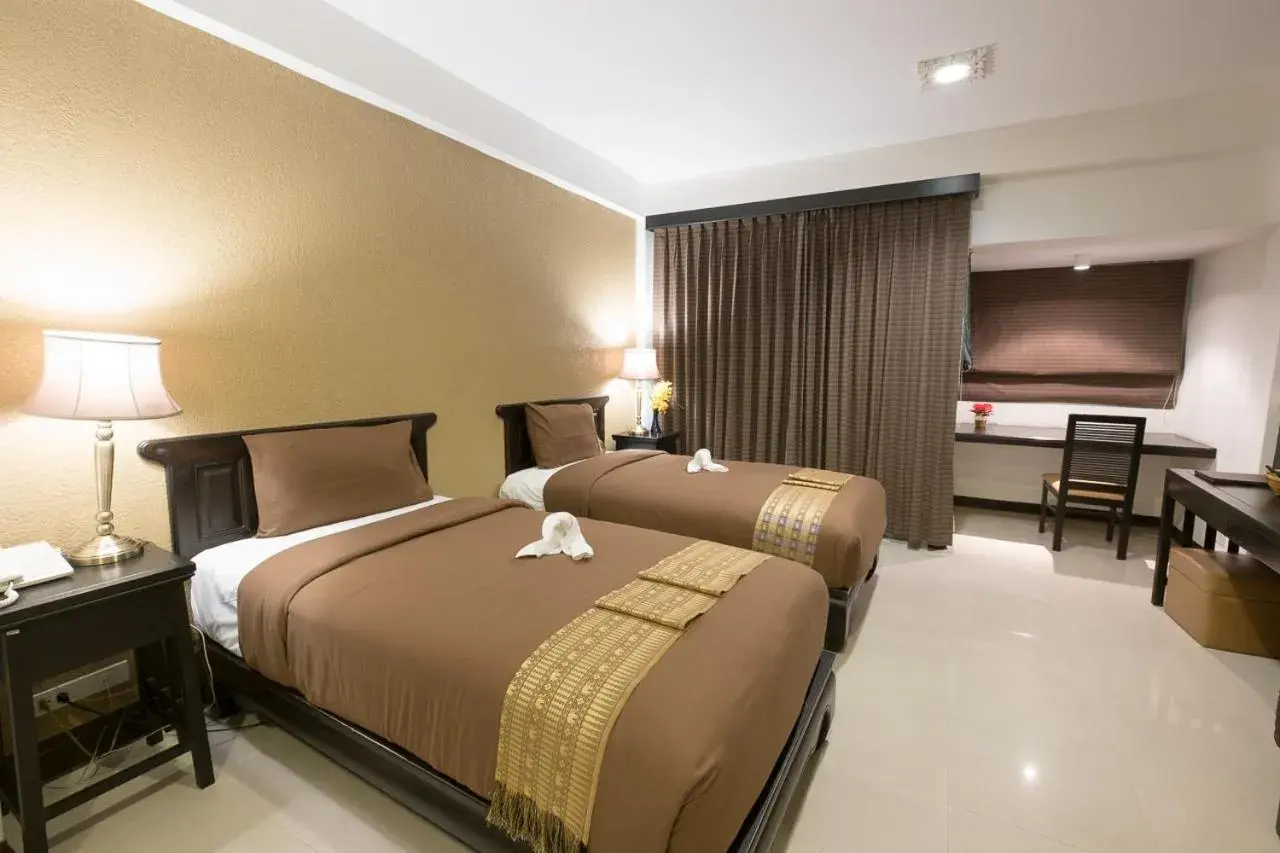 Deluxe Double Room in Siam Piman Hotel Deluxe Double Room in Siam Piman Hotel