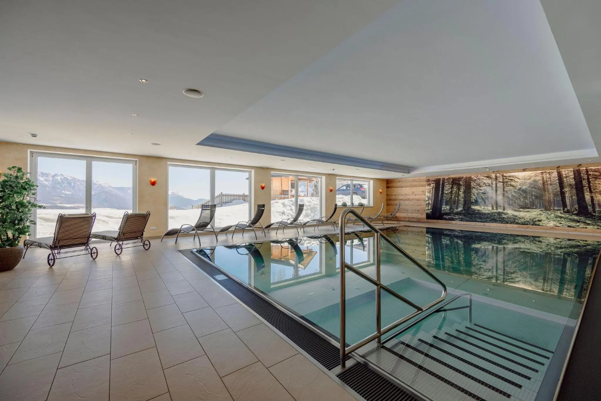 Swimming pool in Hotel Waldfrieden