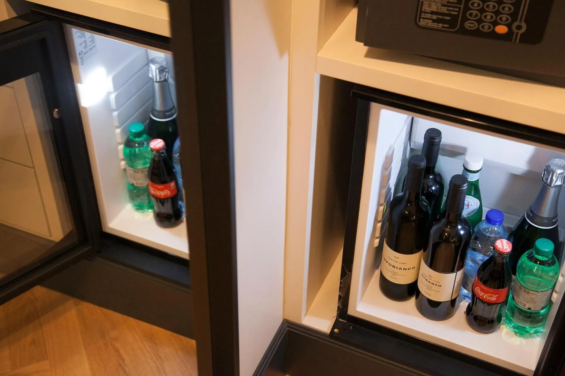 Drinks in Santa Monica Townhouse