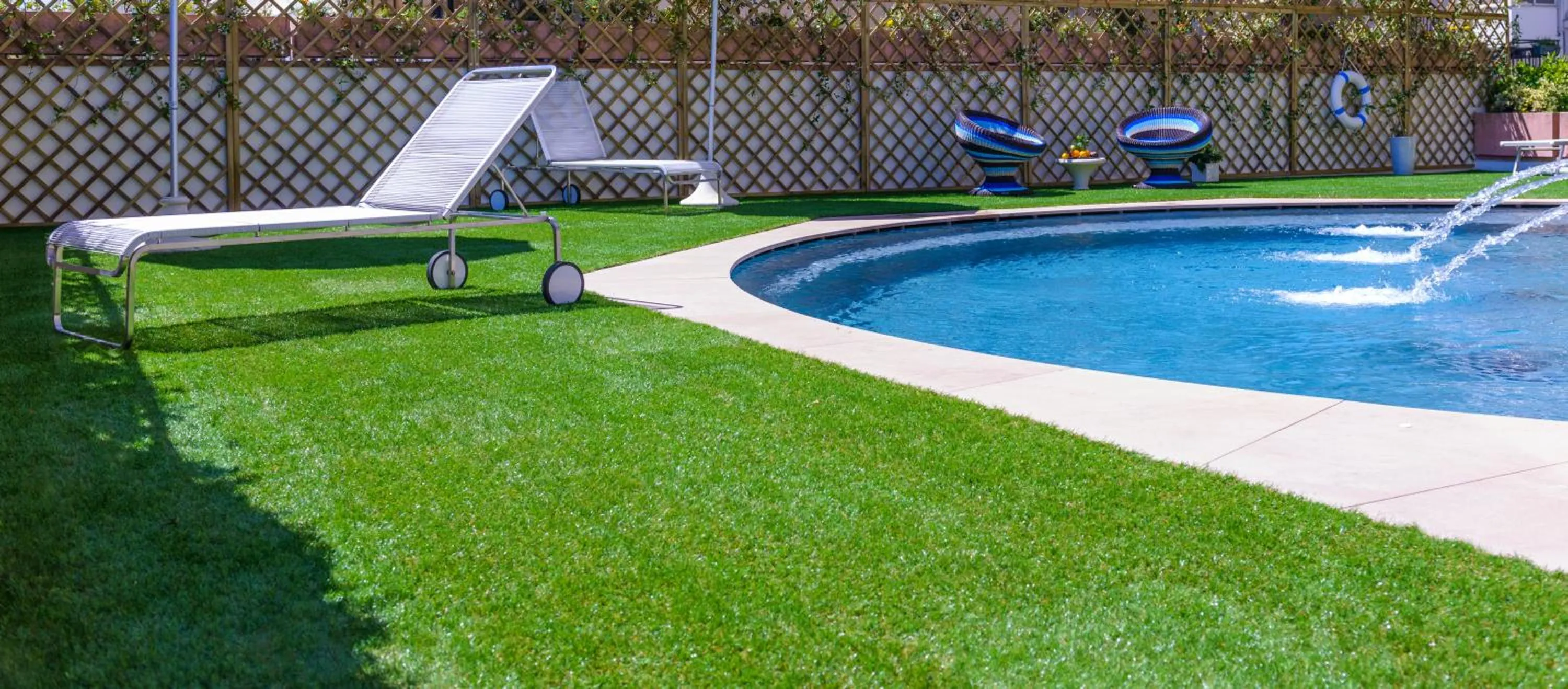 Swimming pool in Hotel Torremaura