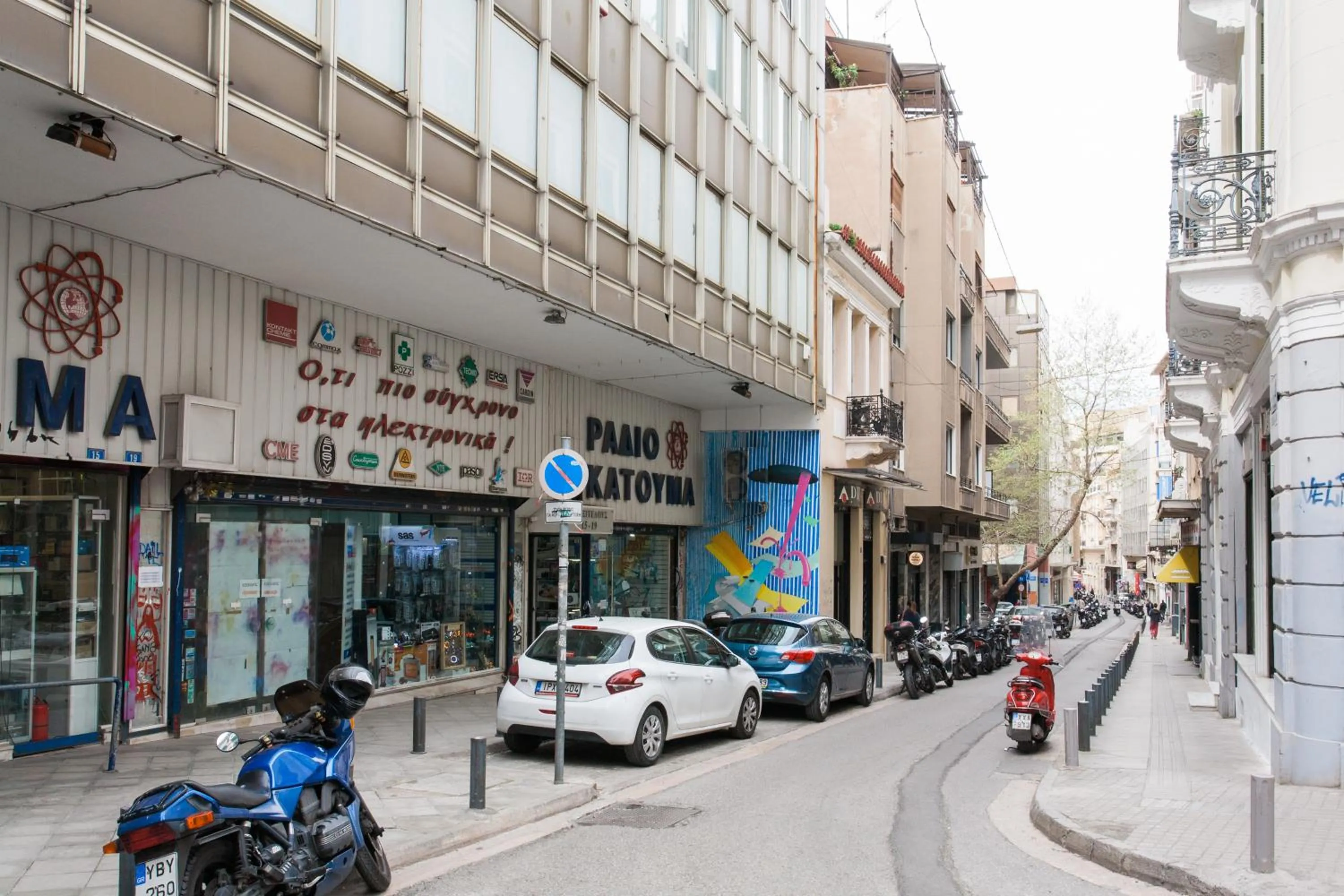 Property building in Dynasta Central Suites