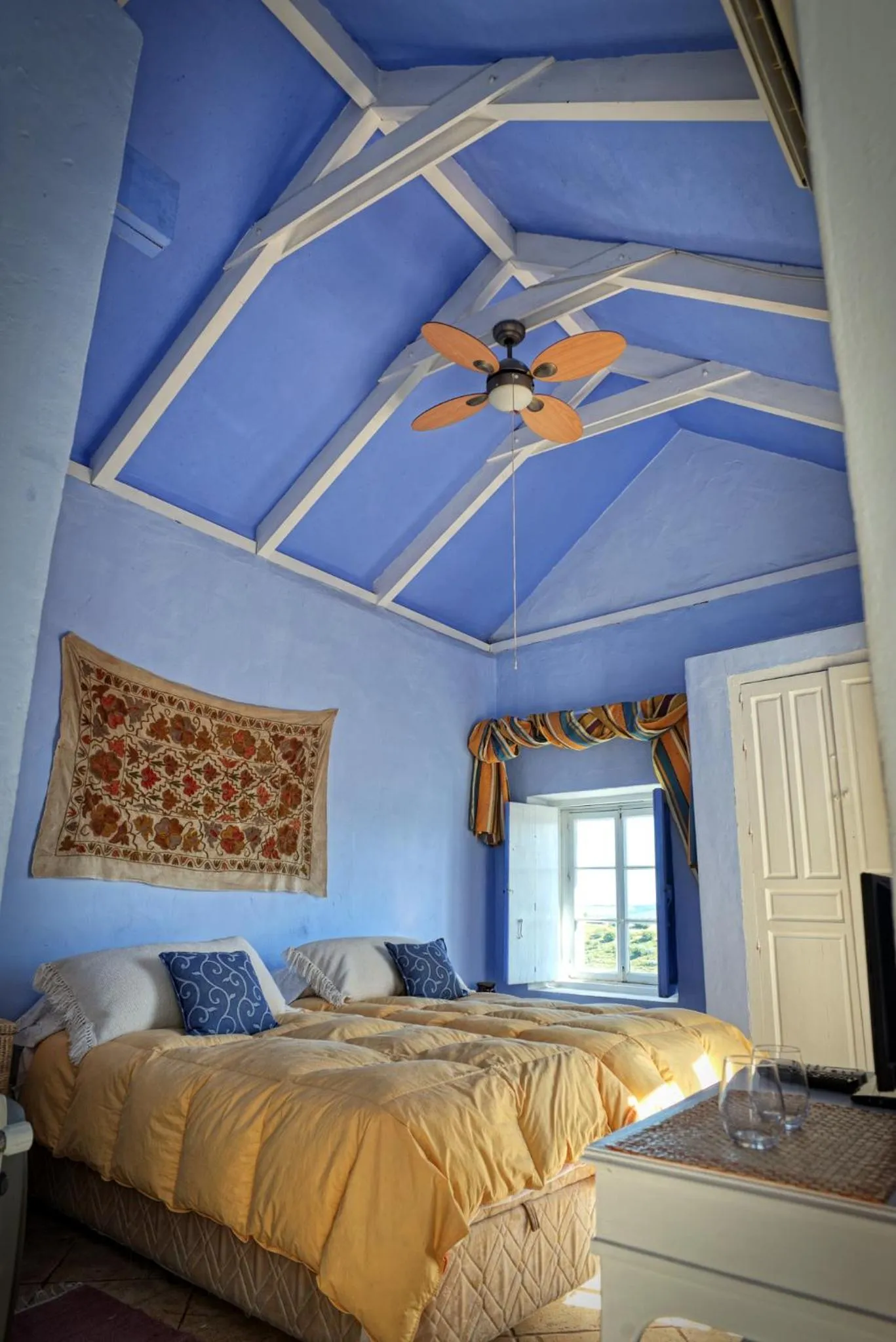 Photo of the whole room, Bed in La Casa de Bovedas Charming Inn