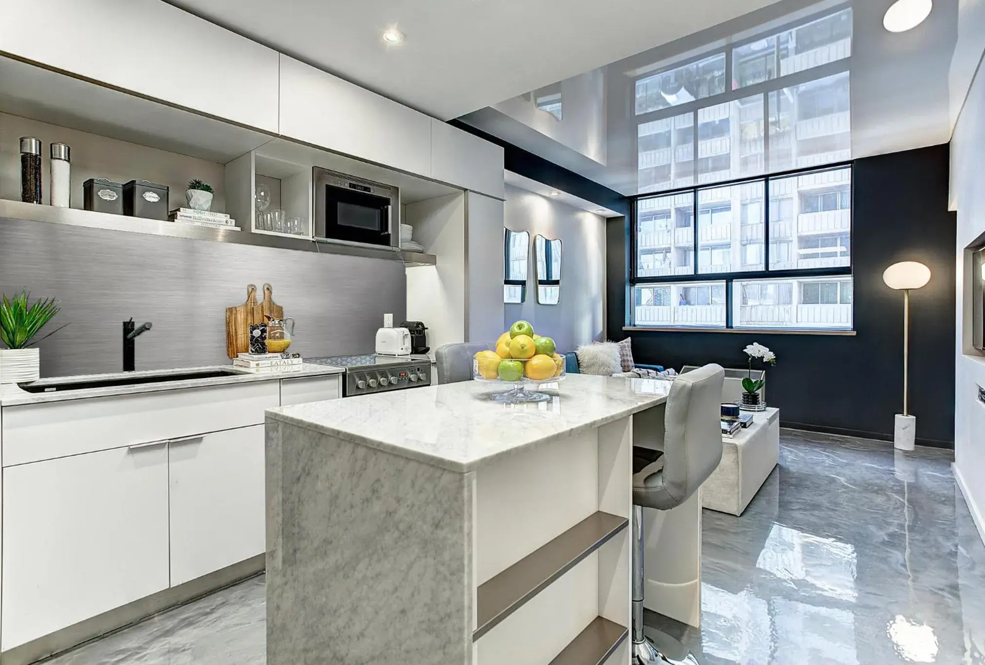 One-Bedroom Apartment 301 in Pierce Boutique Apartments by Simplissimmo One-Bedroom Apartment 301 in Pierce Boutique Apartments by Simplissimmo