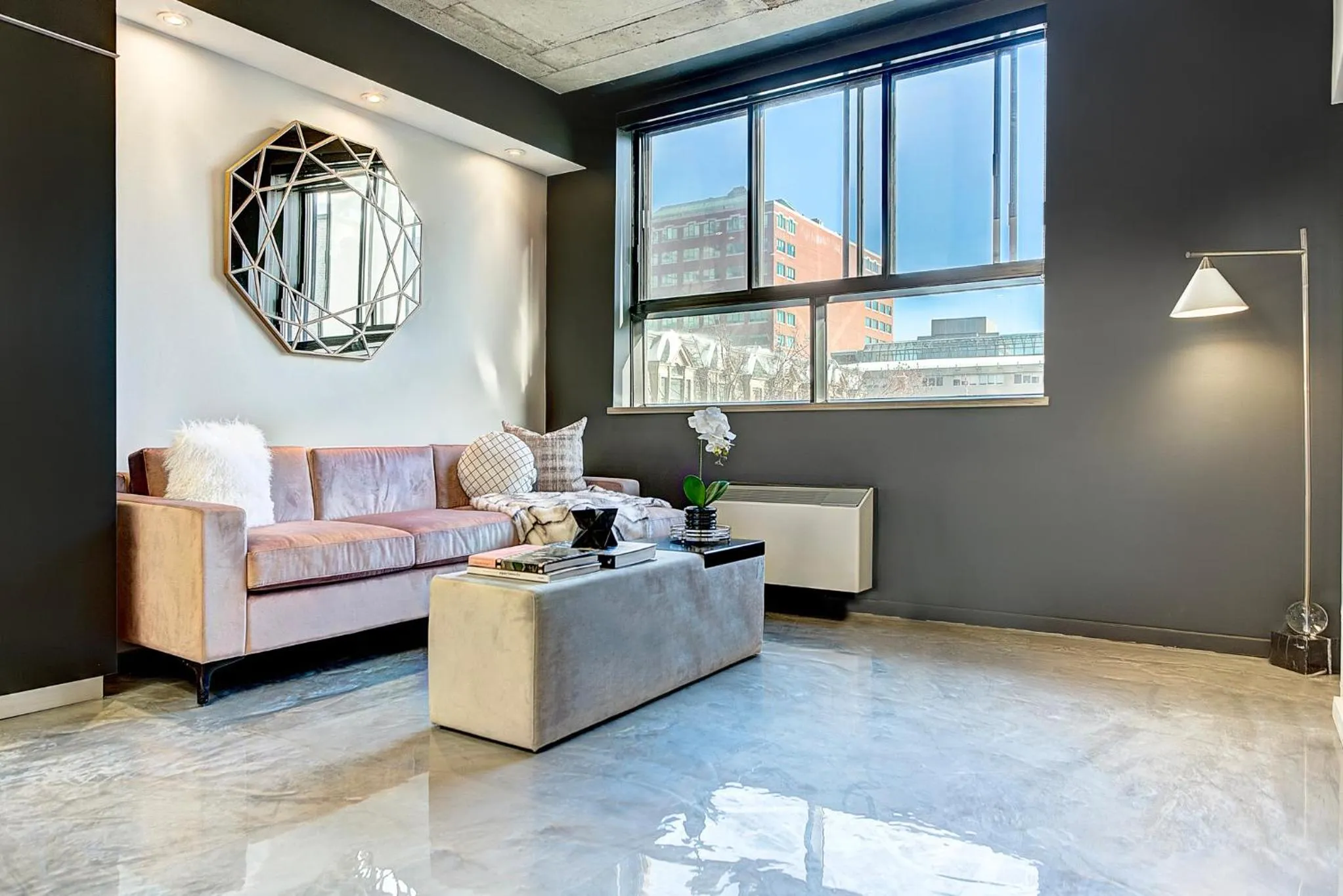 Living room in Pierce Boutique Apartments by Simplissimmo