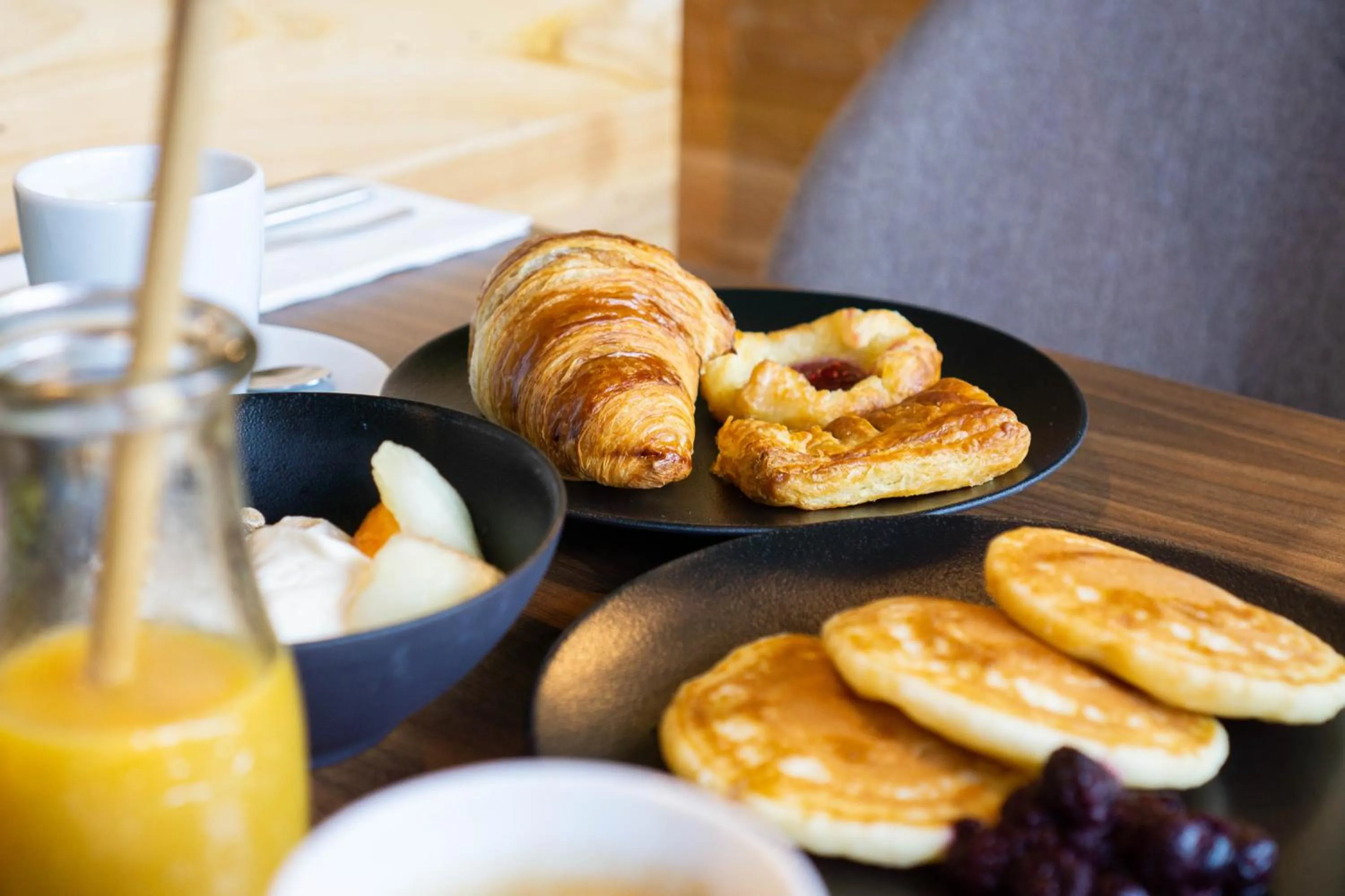 Restaurant/places to eat in Hotel Kontakt der Kontinenten