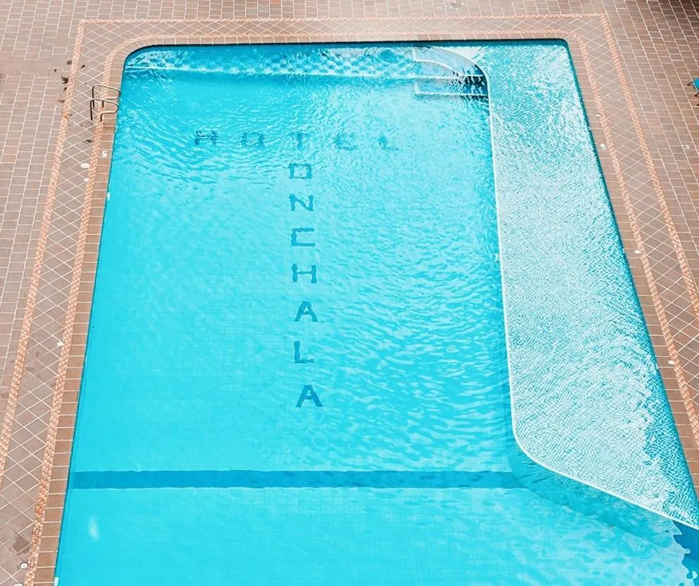 Swimming pool in Hotel Tonchalá