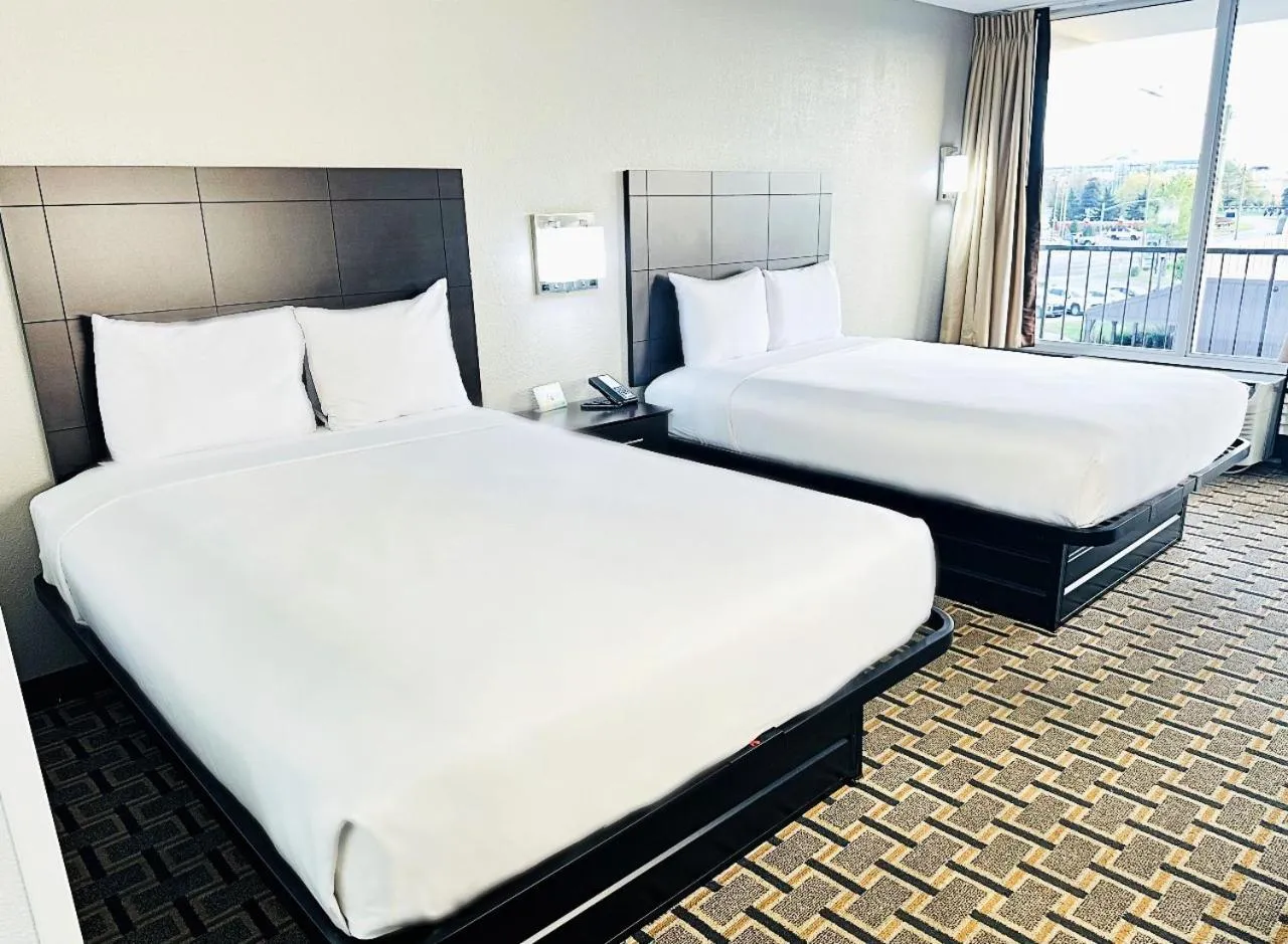 Bed in Fiddlers Inn Opryland