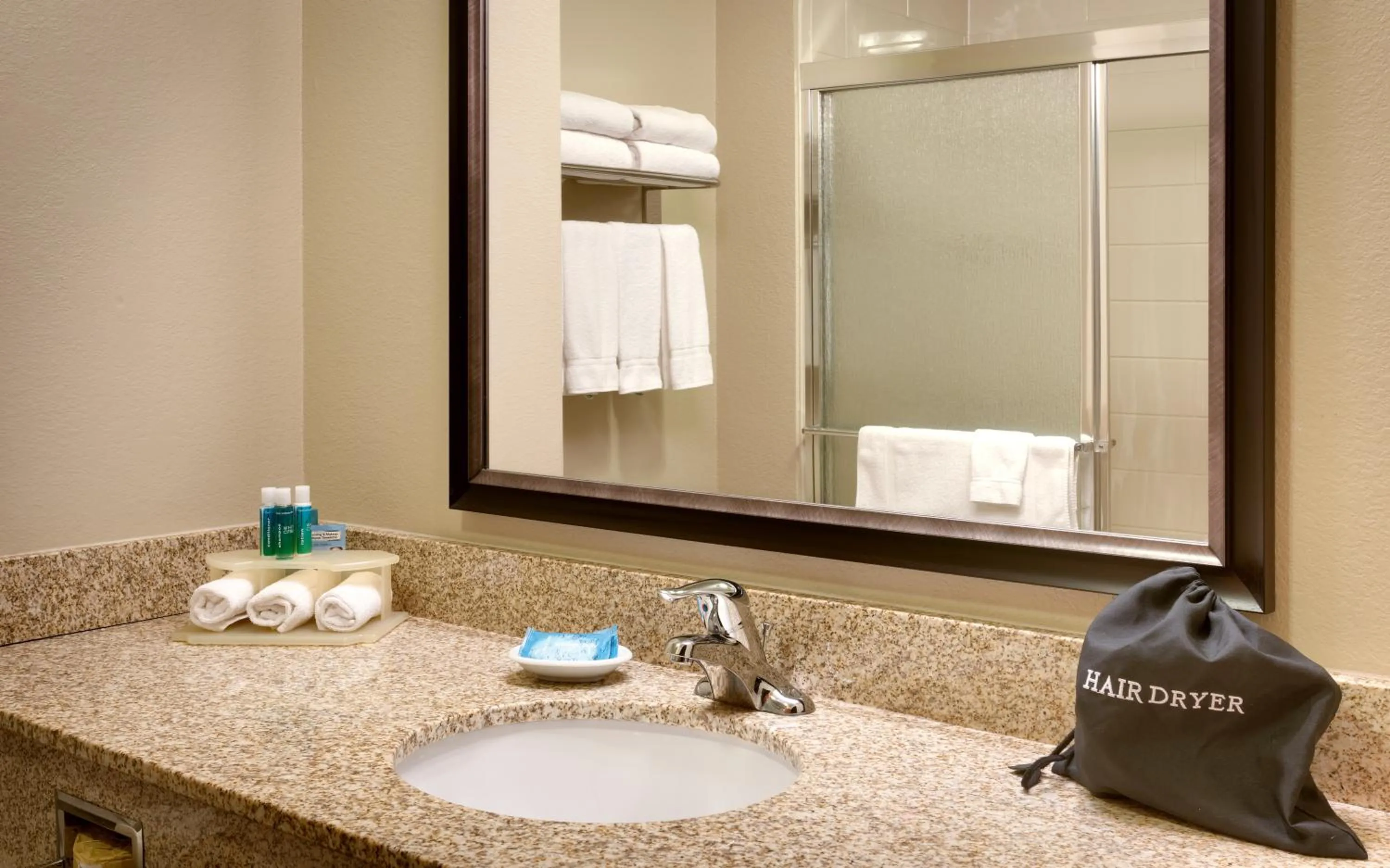 Bathroom in Holiday Inn Express & Suites Orem-North Provo
