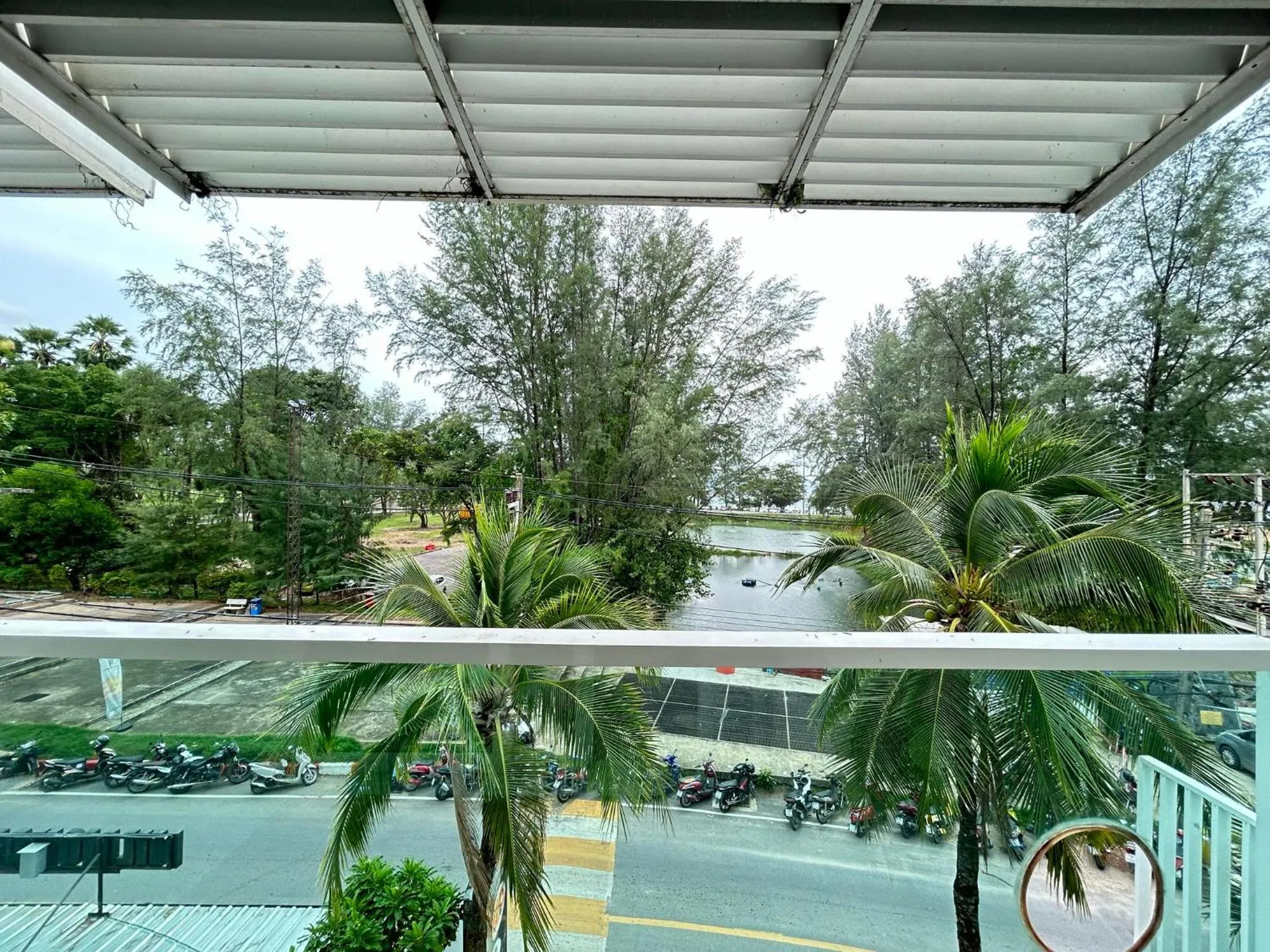 Day in Benyada Lodge - Surin Beach