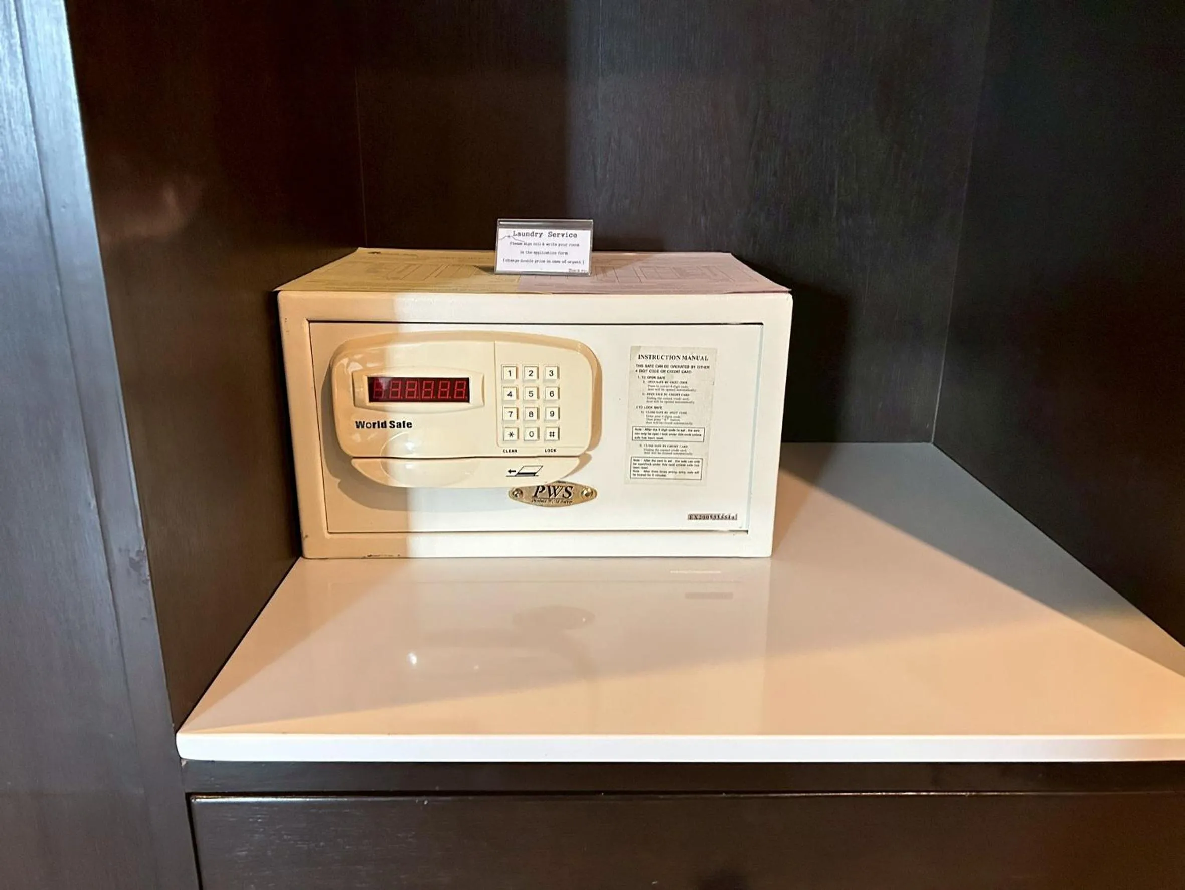 safe in Benyada Lodge - Surin Beach