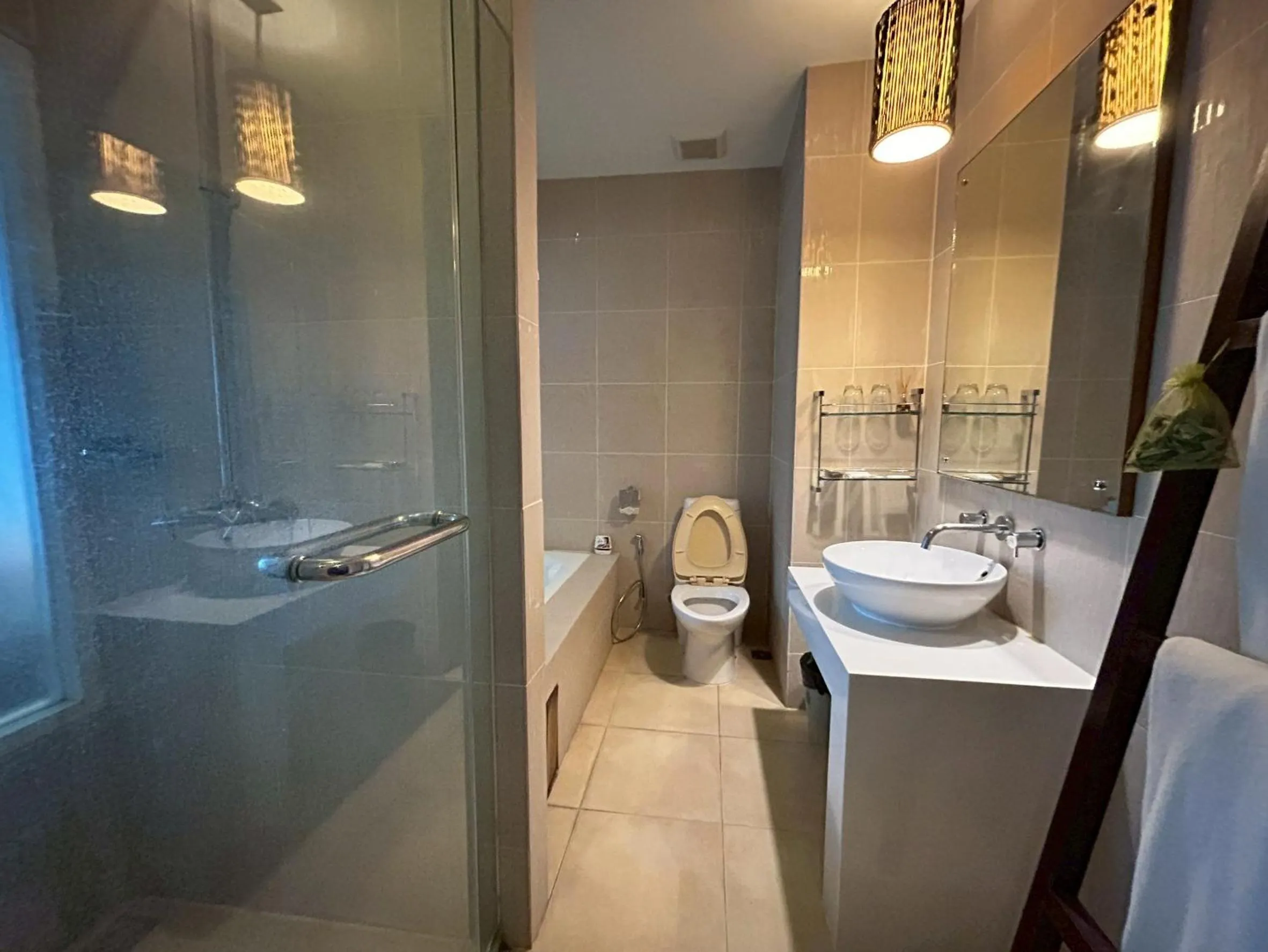 Shower in Benyada Lodge - Surin Beach