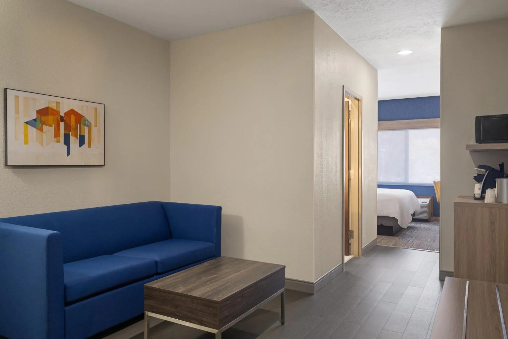 Photo of the whole room, Bed in Holiday Inn Express & Suites American Fork - North Provo by IHG