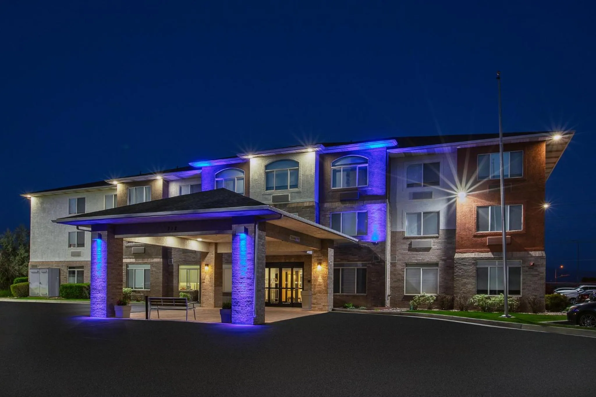 Property building in Holiday Inn Express & Suites American Fork - North Provo by IHG