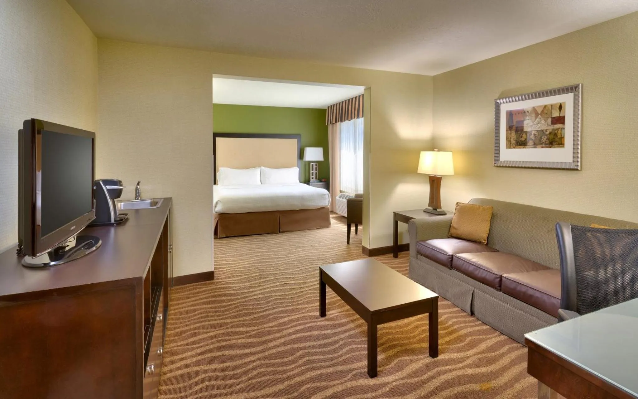Photo of the whole room, Bed in Holiday Inn Express & Suites American Fork - North Provo by IHG