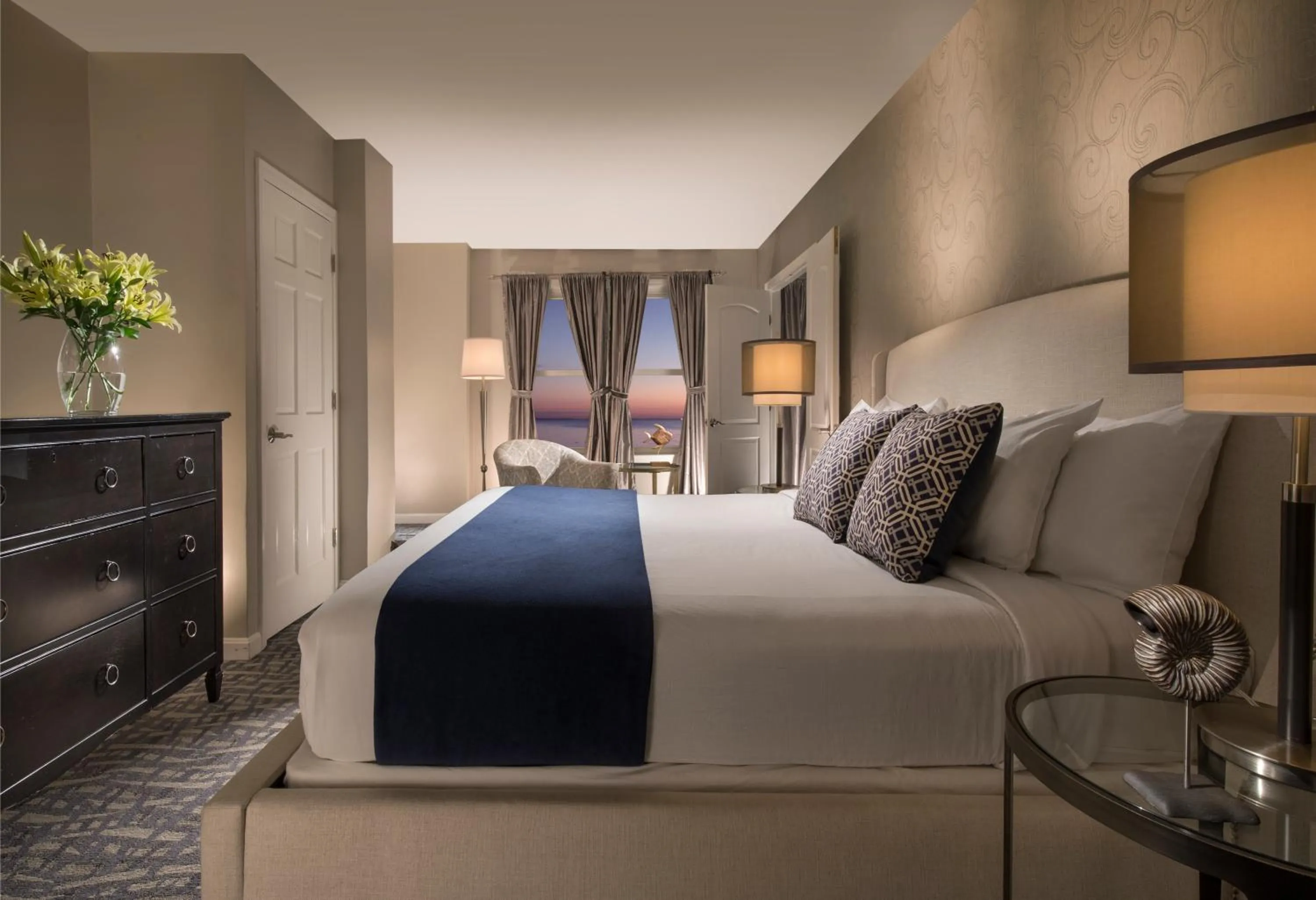 Bed in Nantasket Beach Resort