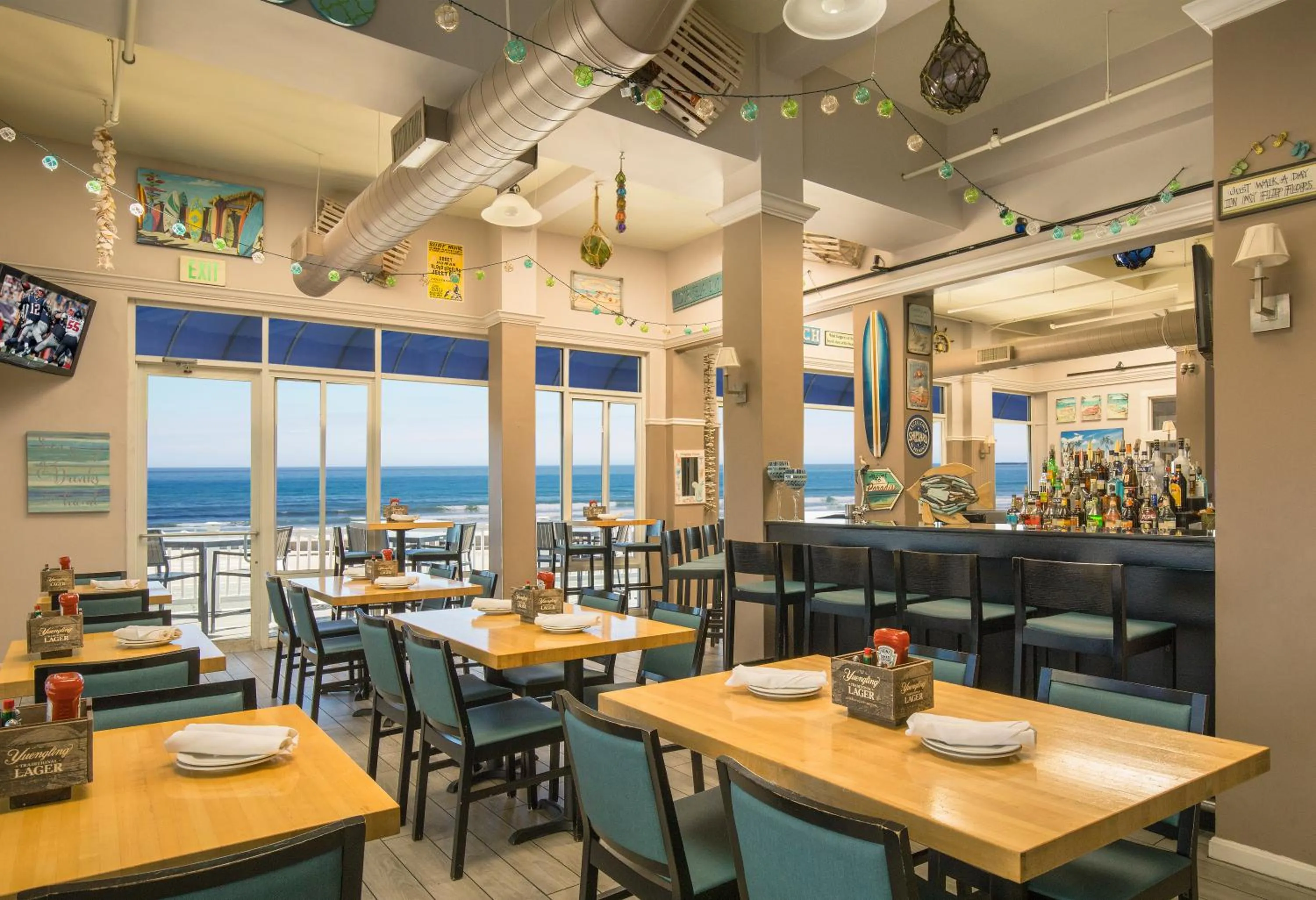 Restaurant/places to eat in Nantasket Beach Resort