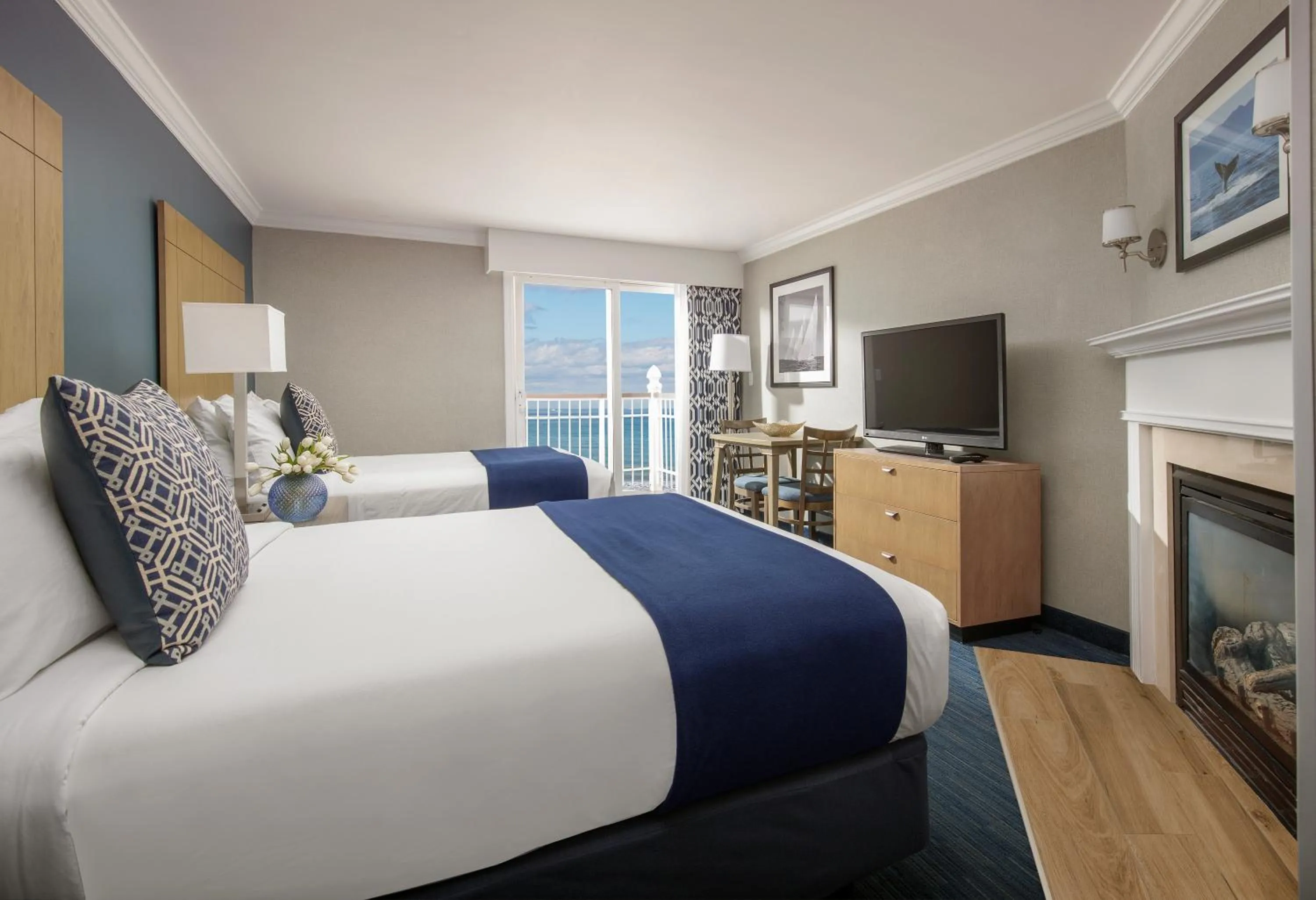 Bed in Nantasket Beach Resort