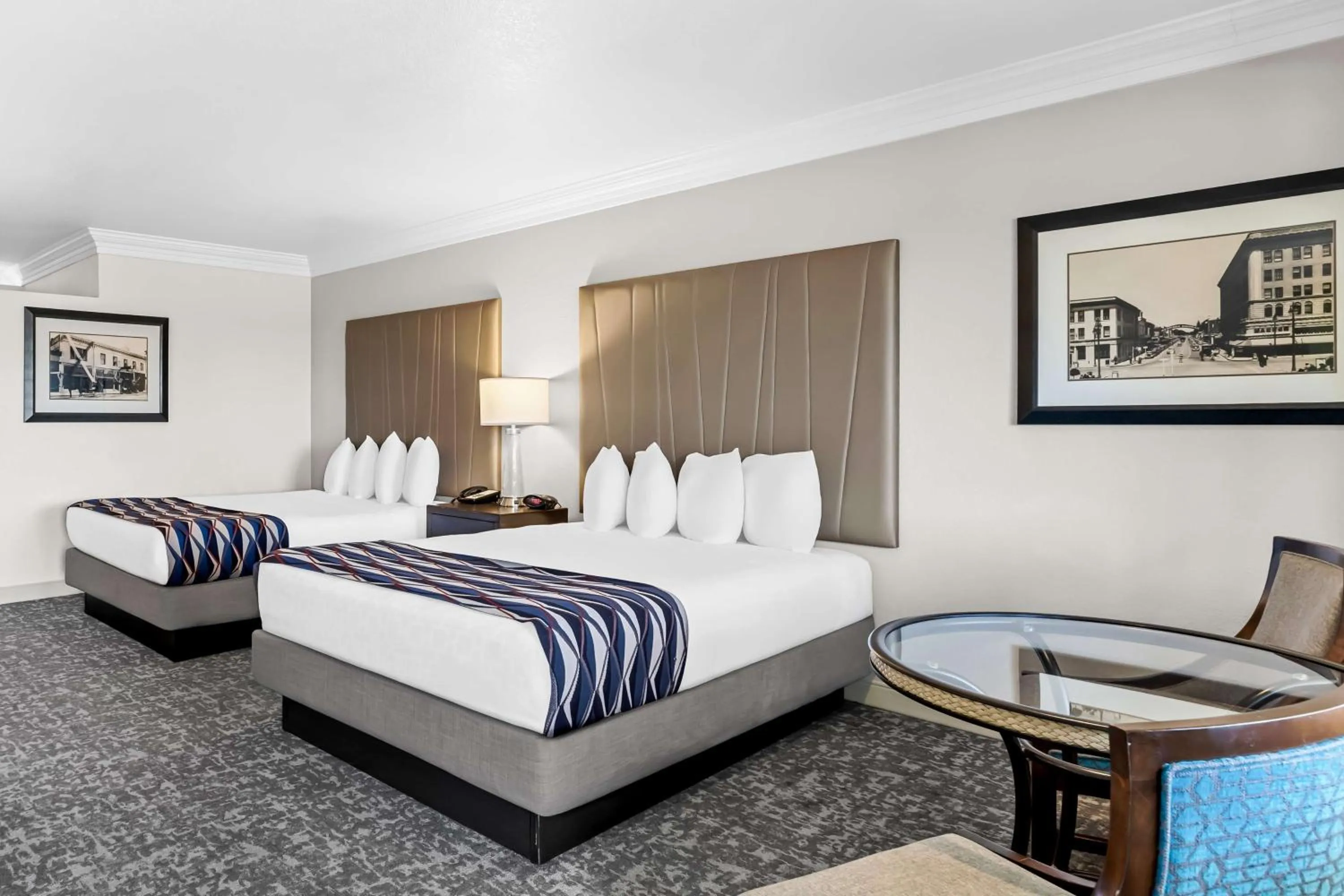 Bedroom, Bed in Best Western Garden Inn