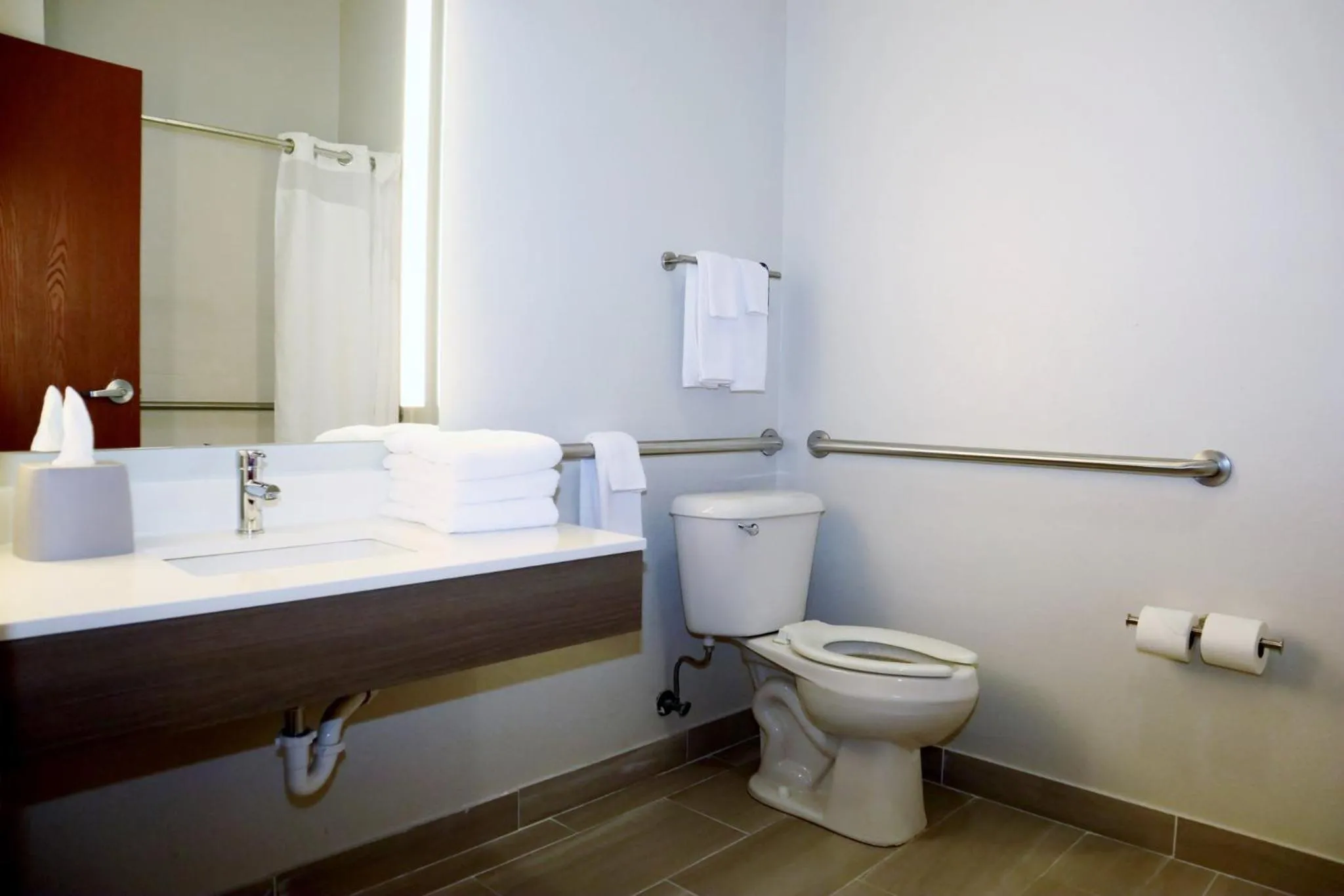 Bathroom in Holiday Inn Express Baton Rouge North by IHG