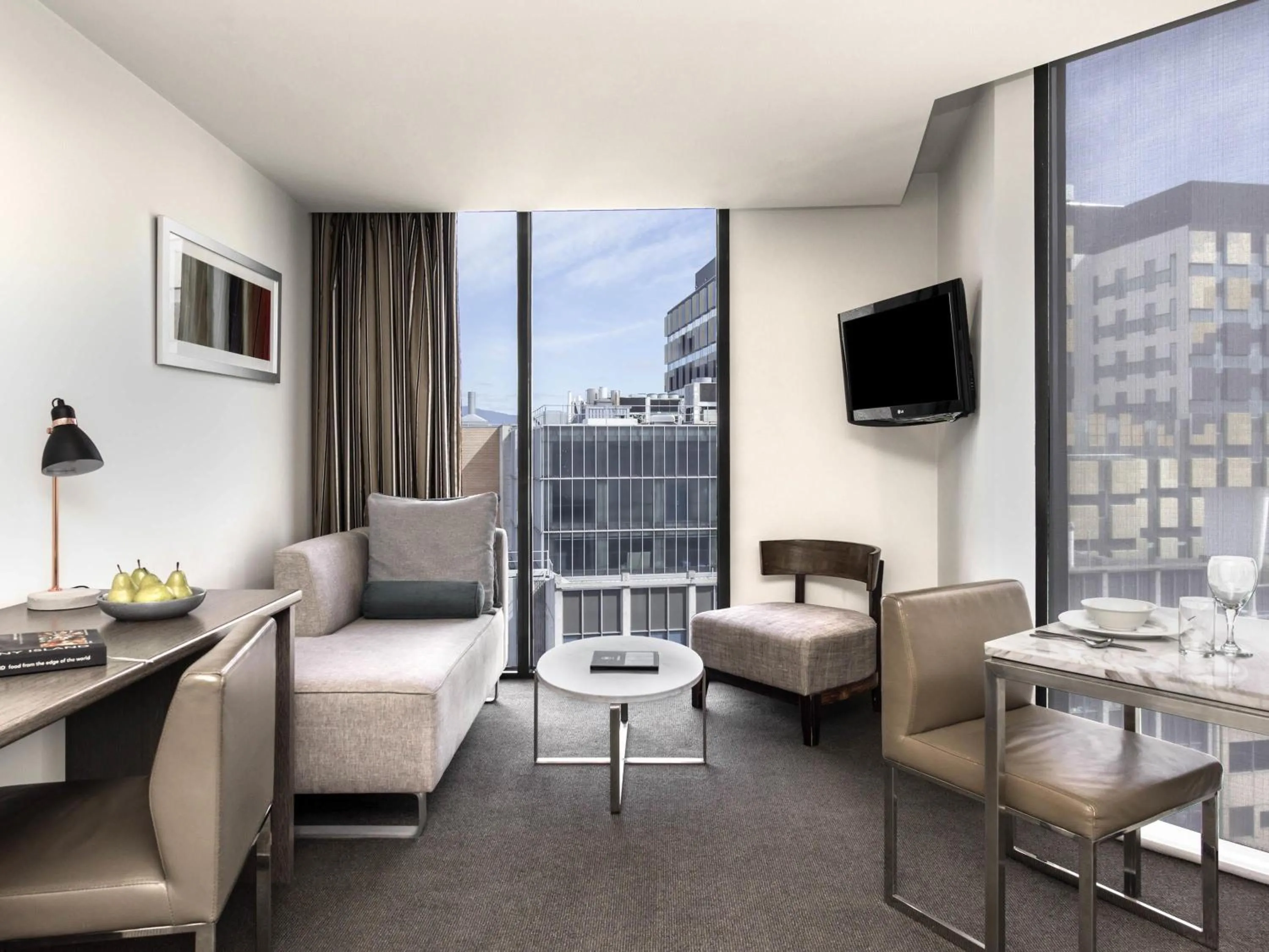 Bedroom in Mantra Collins Hotel