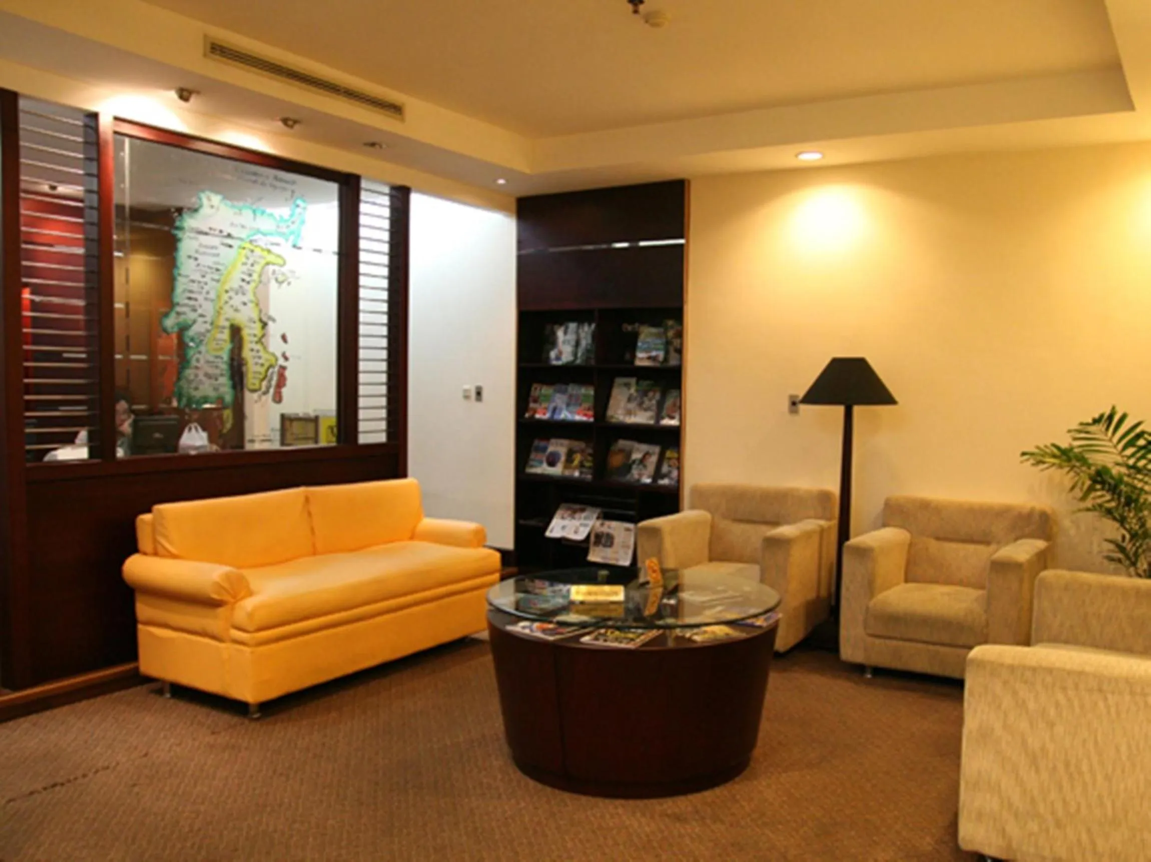 Living room in Hotel Gran Puri Manado