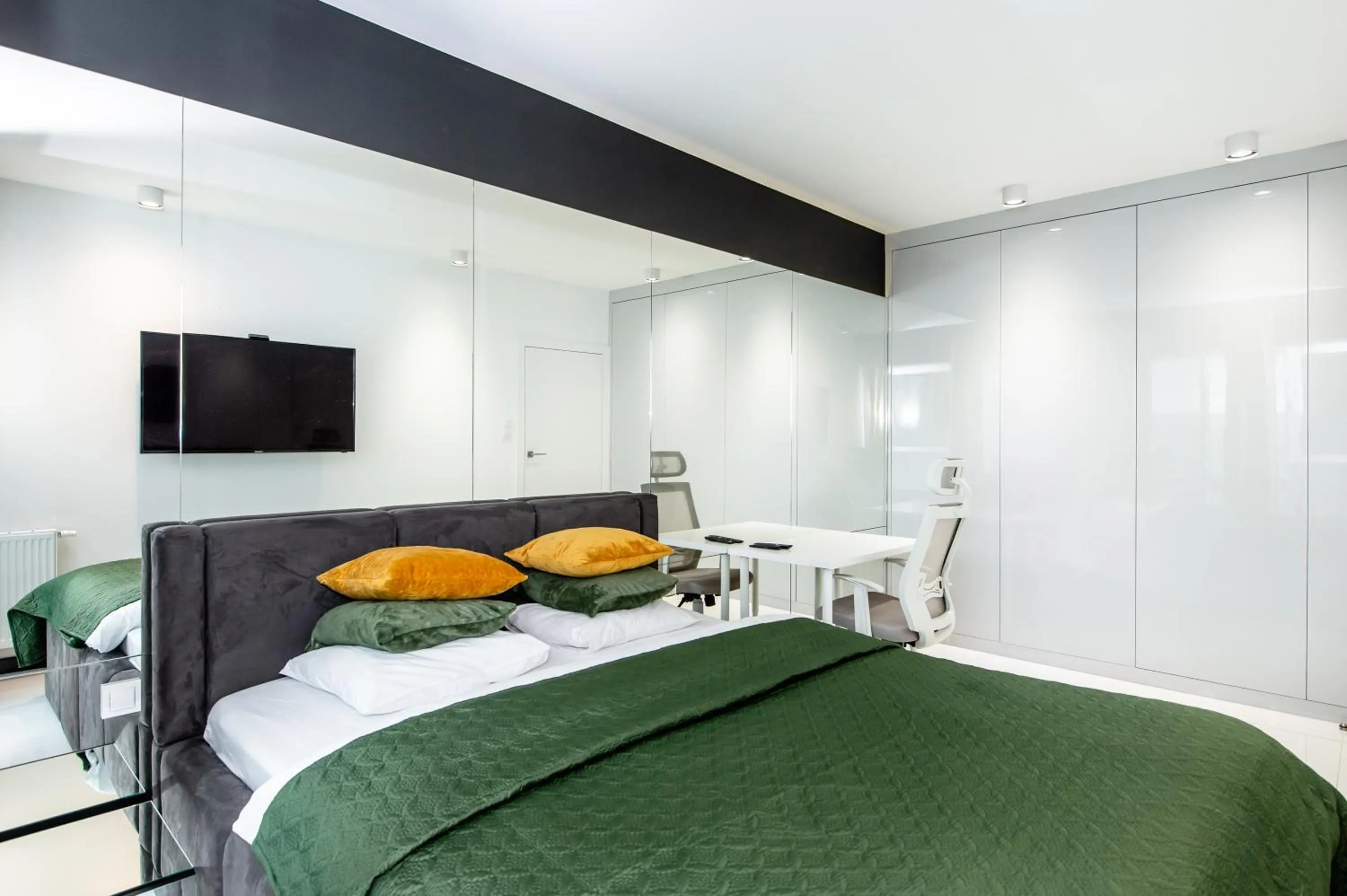 Bed in Super-Apartamenty International Fair