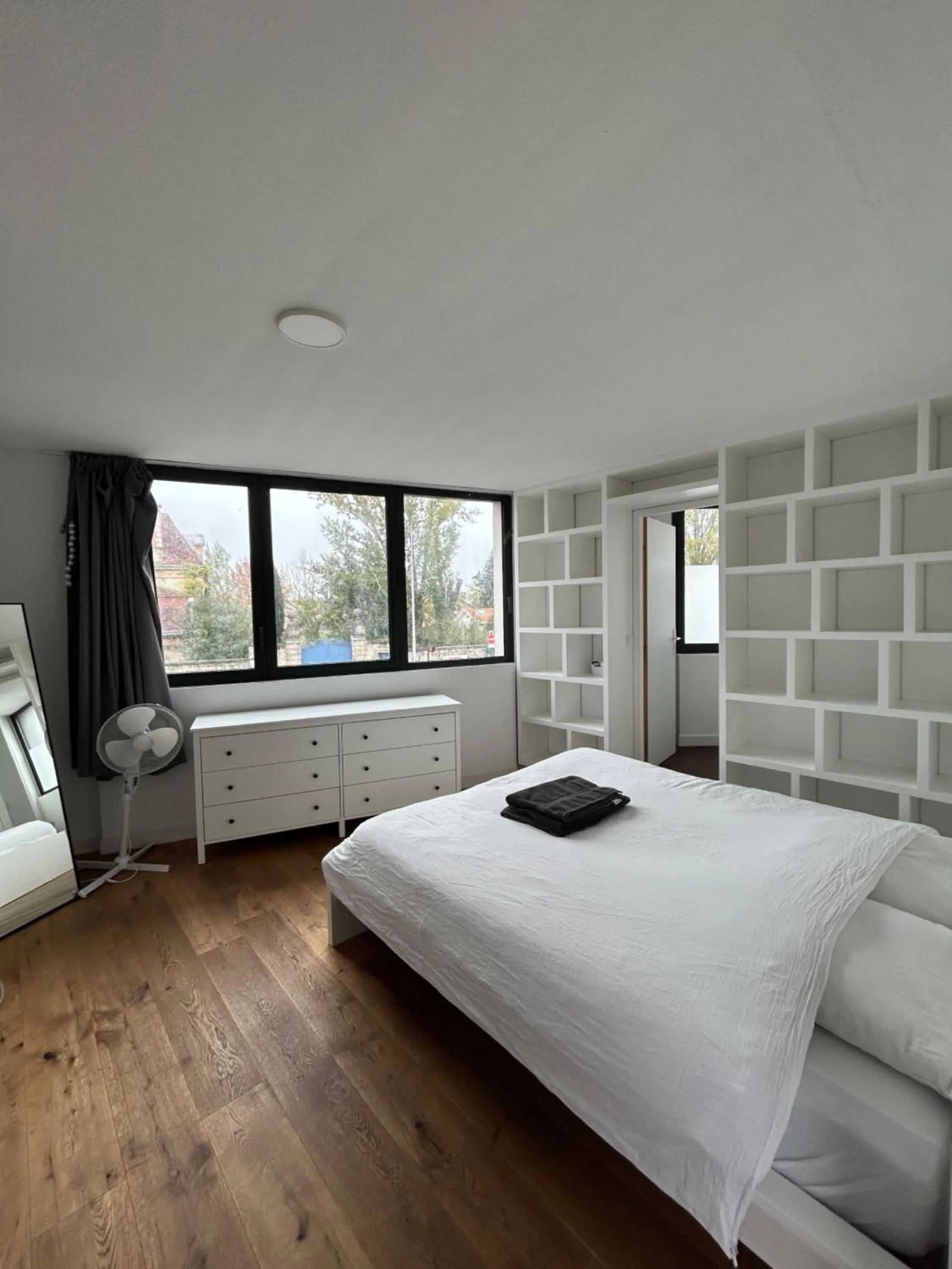 Photo of the whole room, Bed in La Résidence Amal