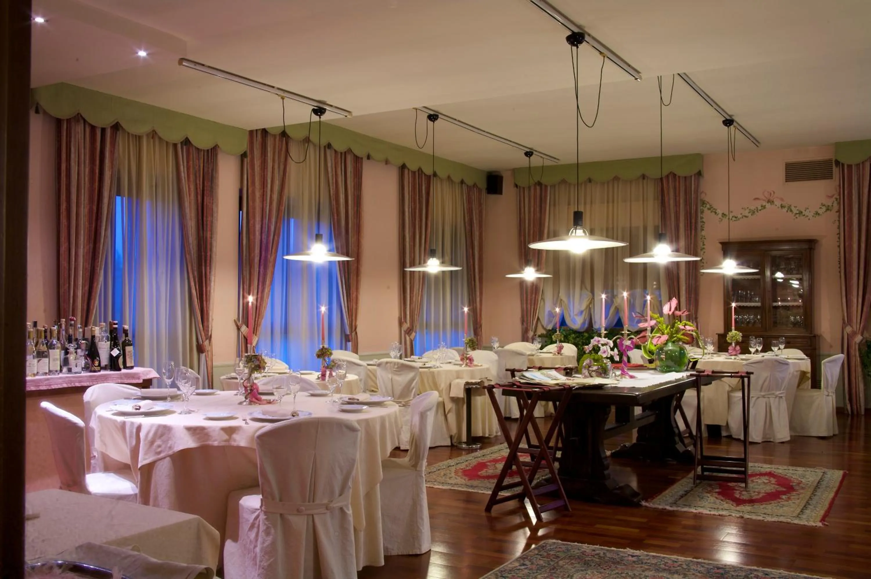 Restaurant/places to eat in Hotel Giardino